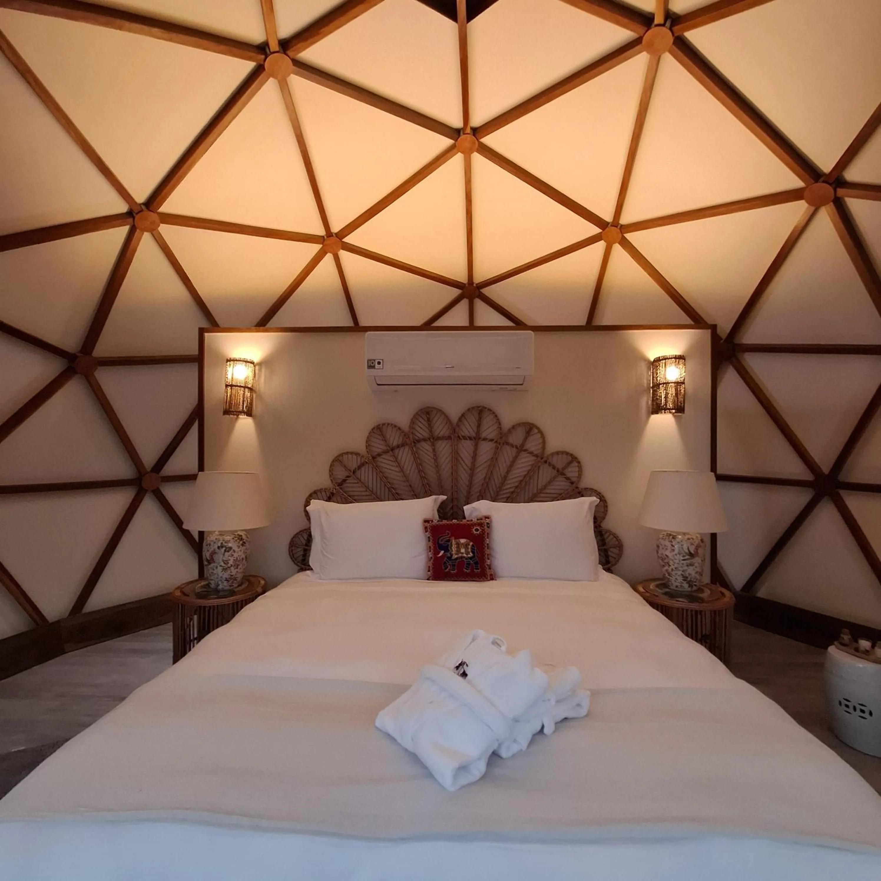 Bed in Embaúba Boutique Hotel