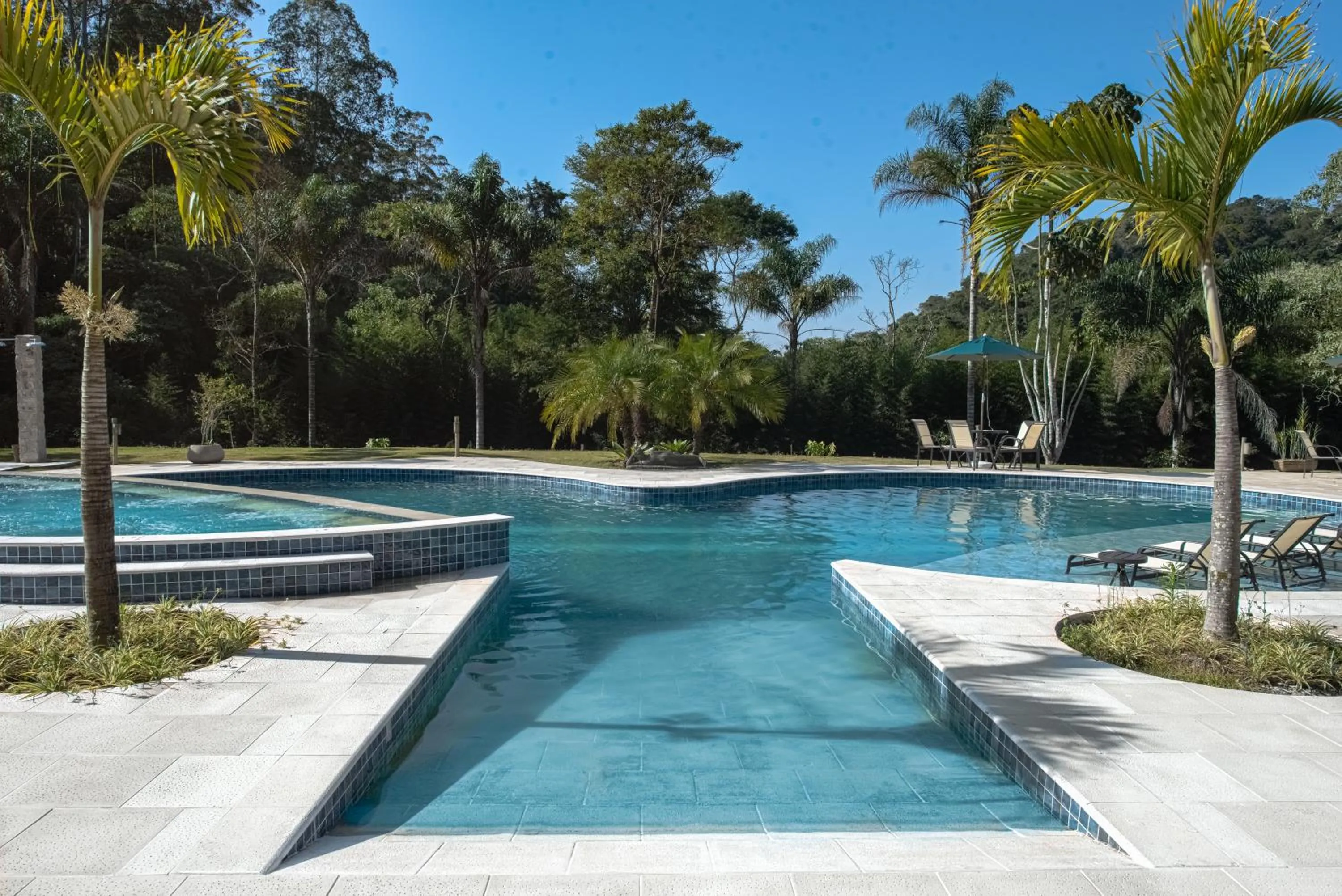 Swimming pool in Embaúba Boutique Hotel