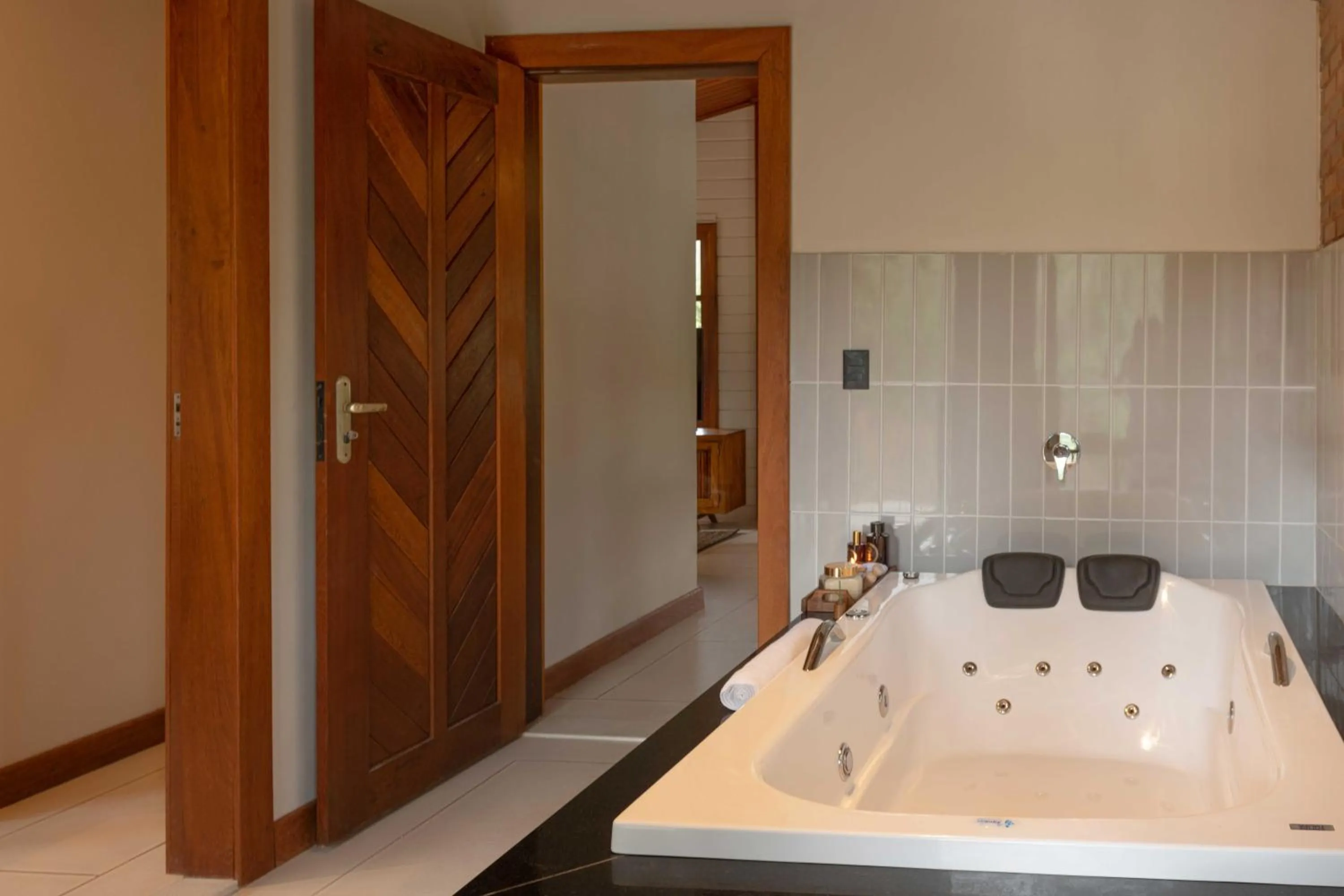 Bath in Embaúba Boutique Hotel