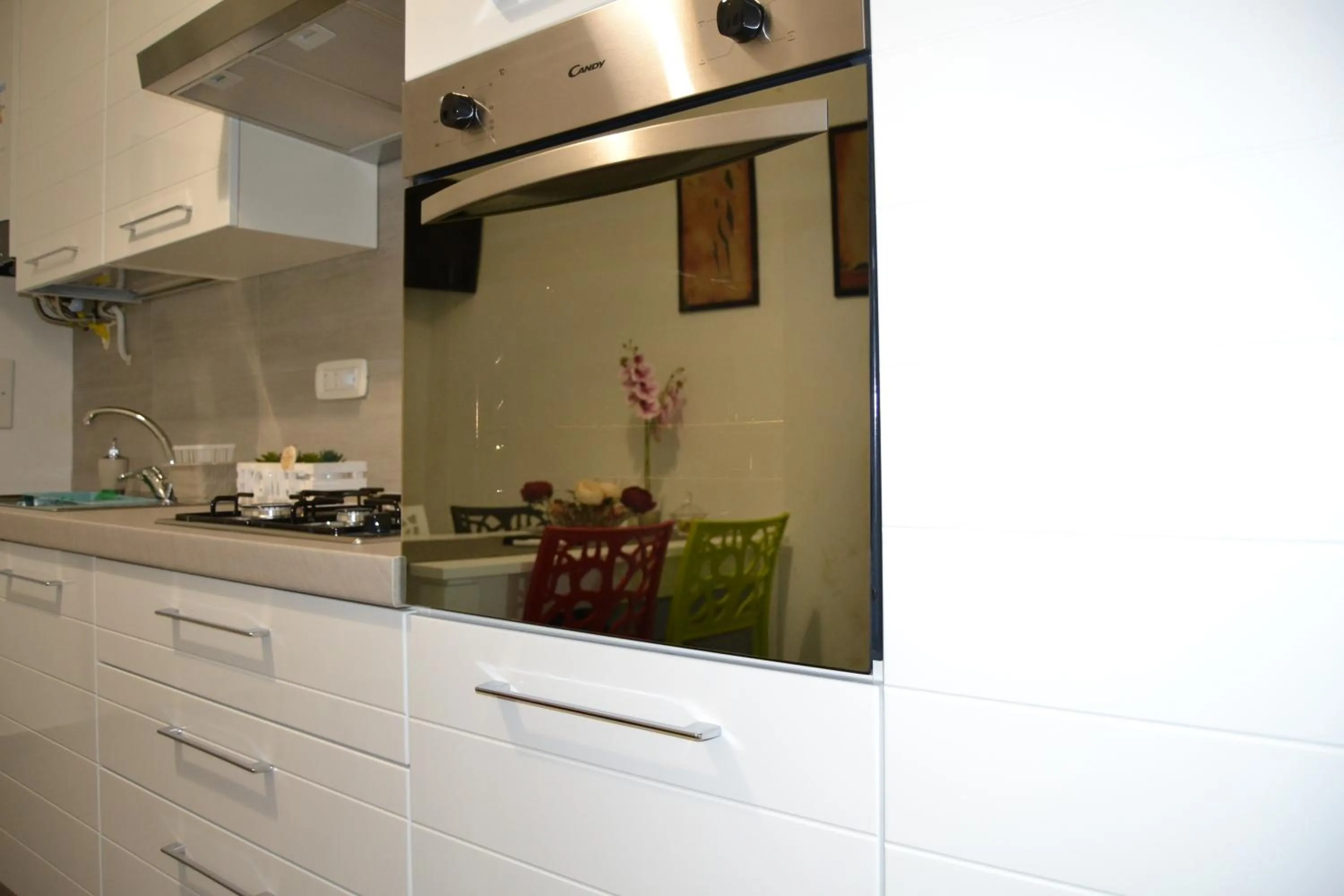 kitchen in Karina's Rooms