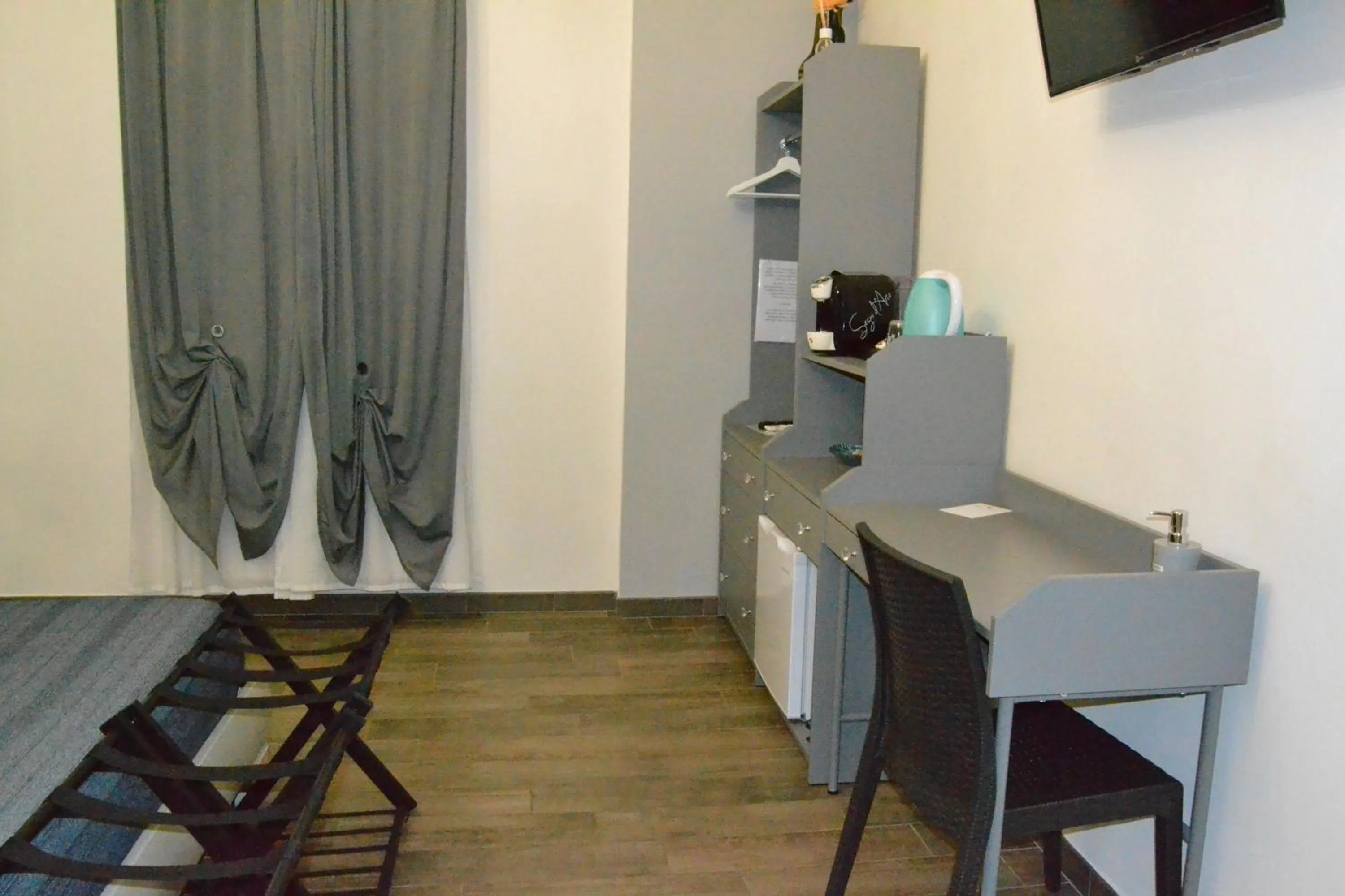 TV and multimedia in Karina's Rooms