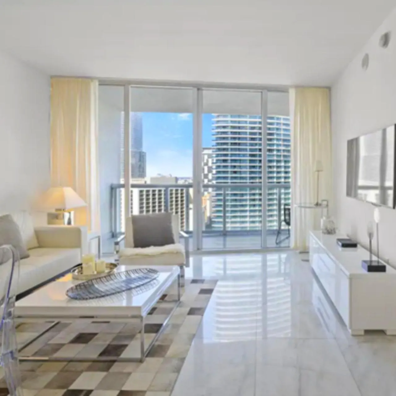 Living room in Vacation Apartment for Couples in Miami