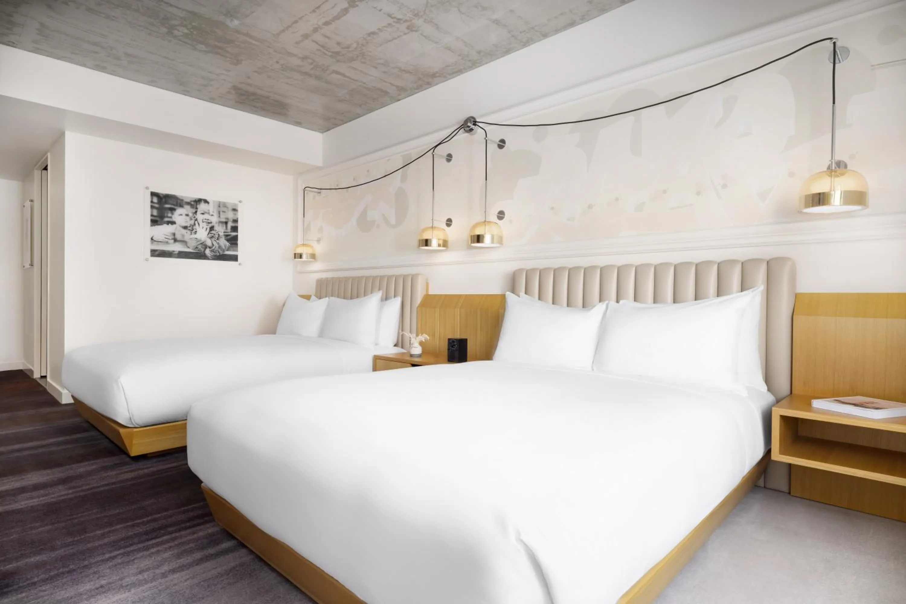 Bedroom, Bed in The LINE San Francisco