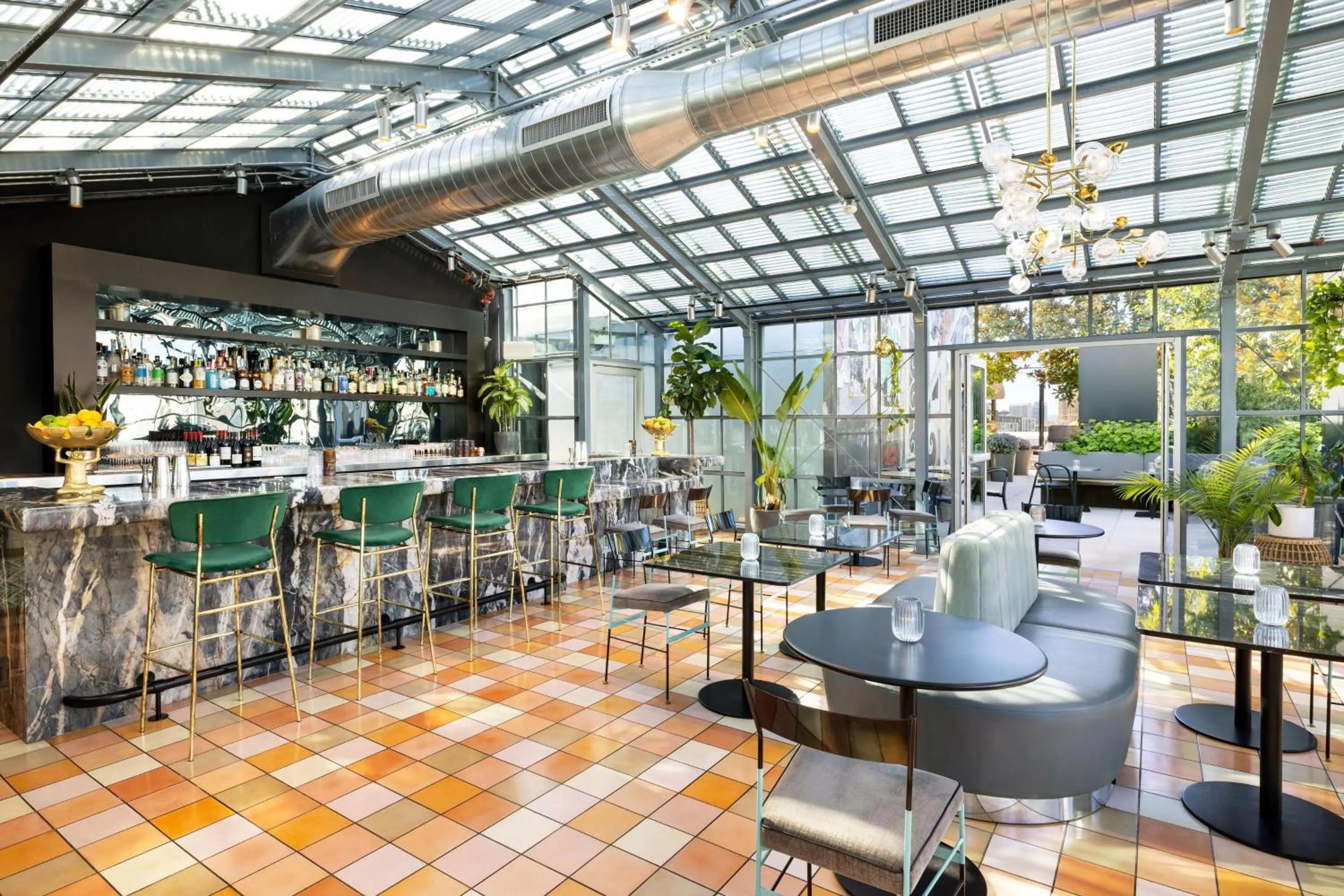 Solarium in The LINE San Francisco