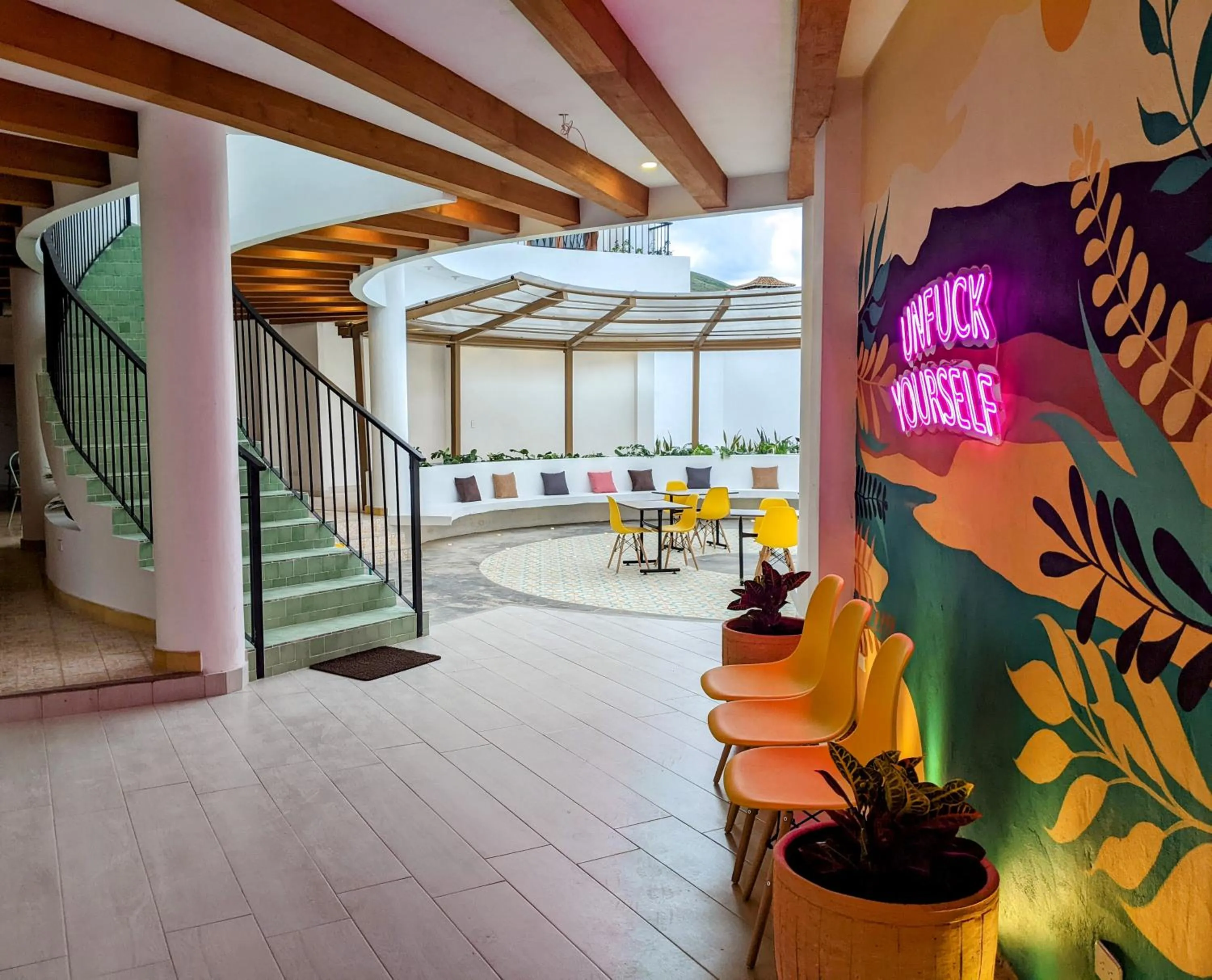 acessibility, Lobby/Reception in OFF HOSTEL