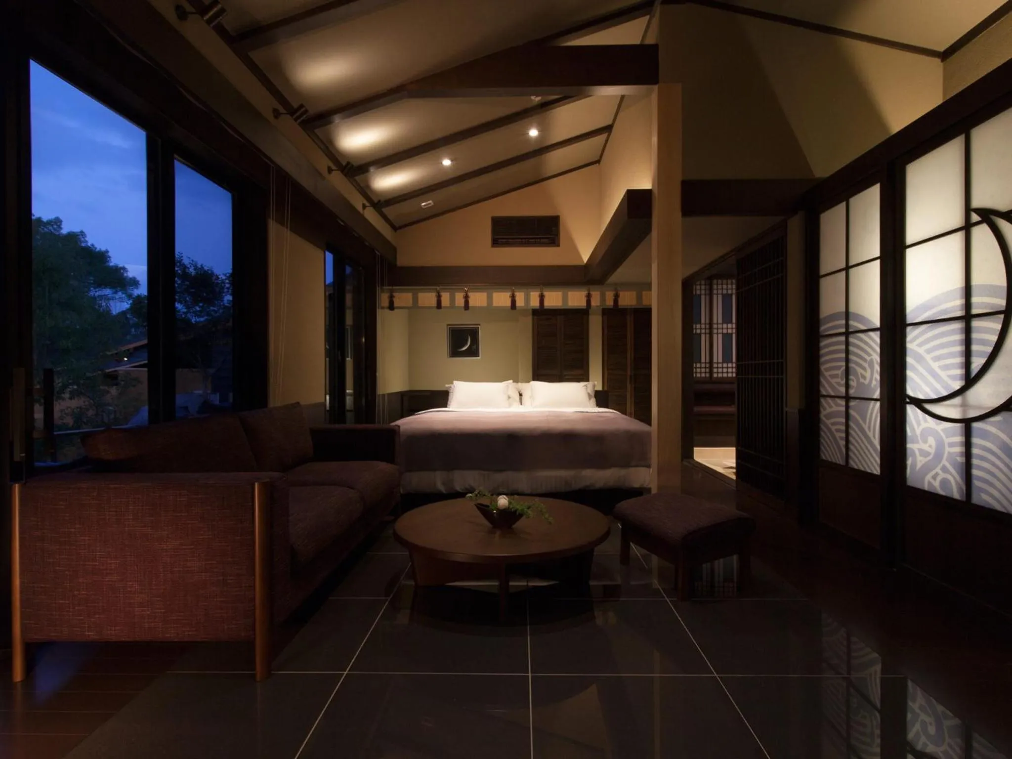 Photo of the whole room in Tsukiyominoza