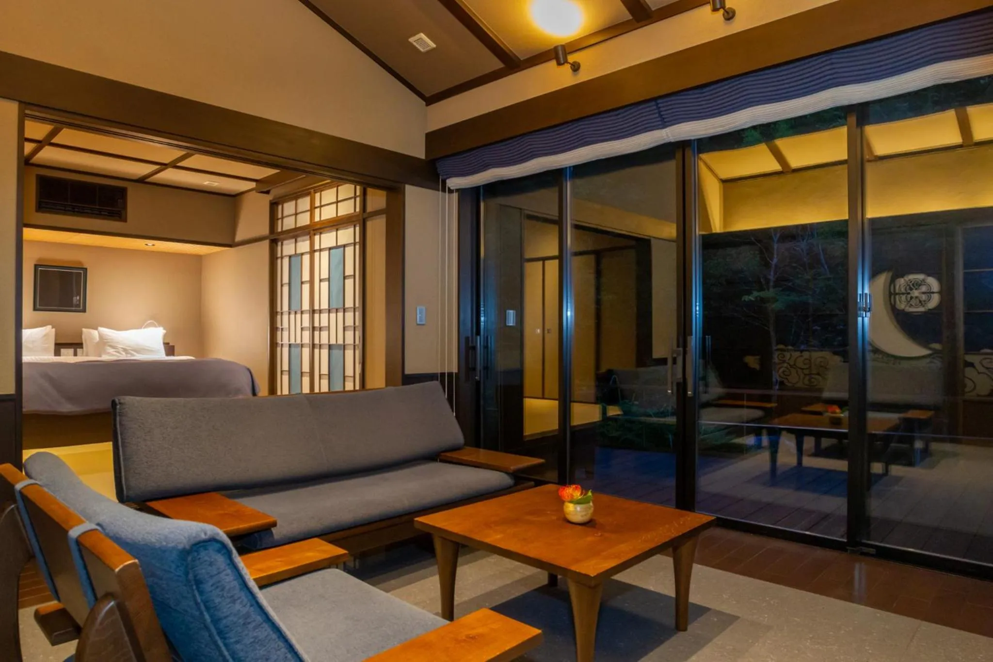 Photo of the whole room in Tsukiyominoza