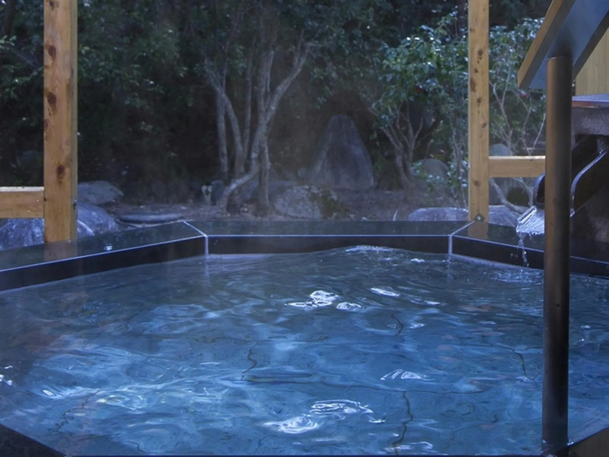 Hot Spring Bath in Tsukiyominoza