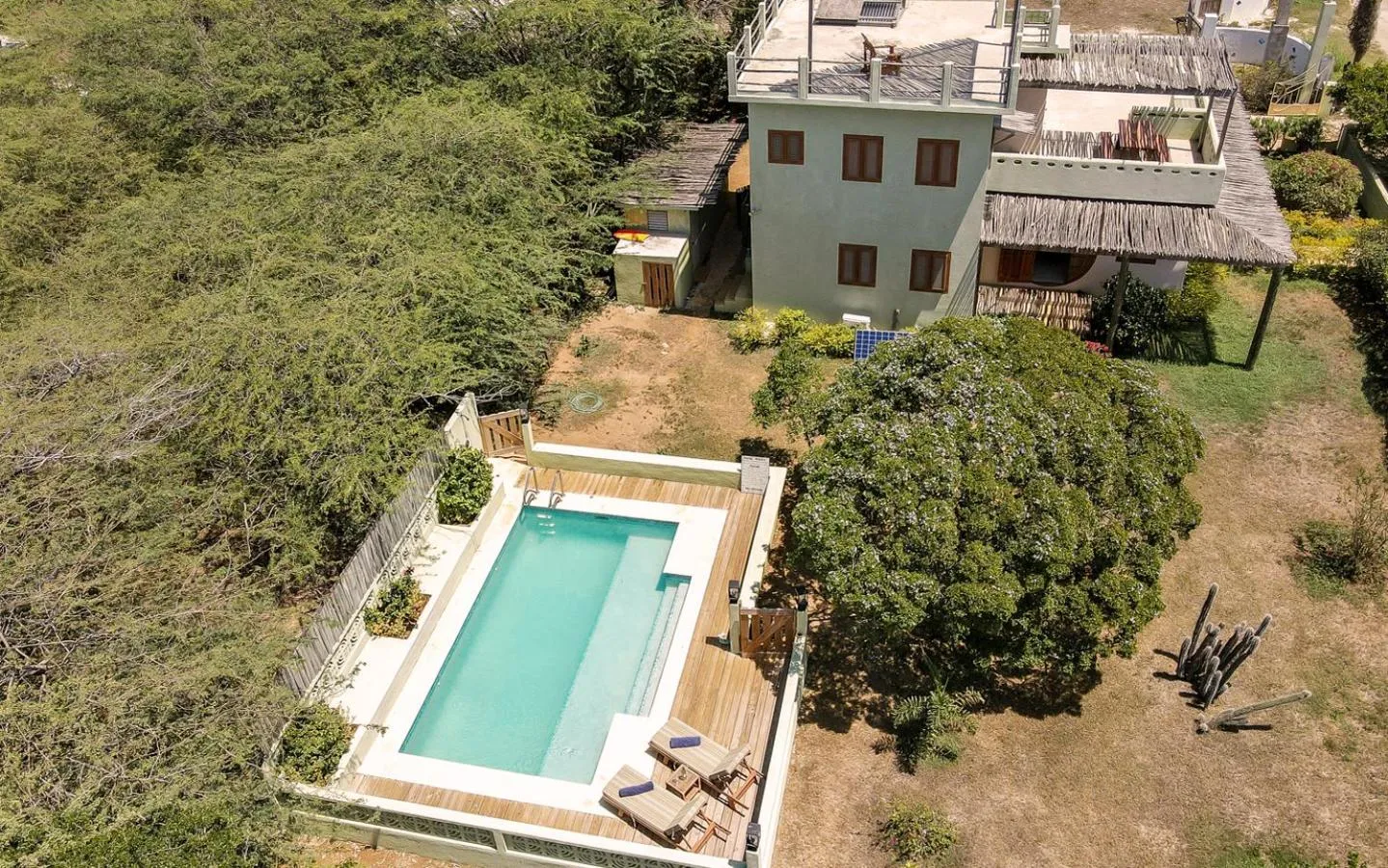 Property building in Jakes Hotel