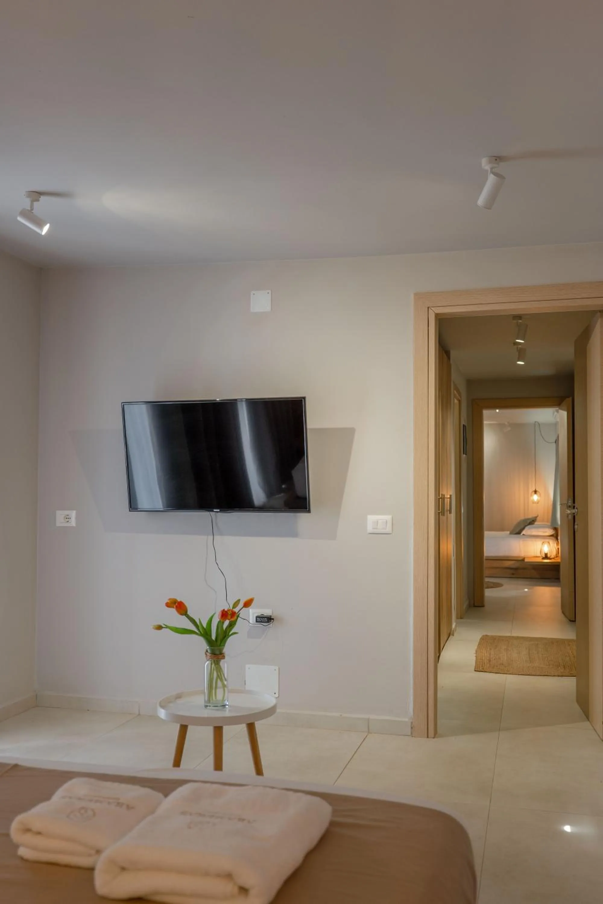 TV and multimedia, Bed in Arameras Beach Resort