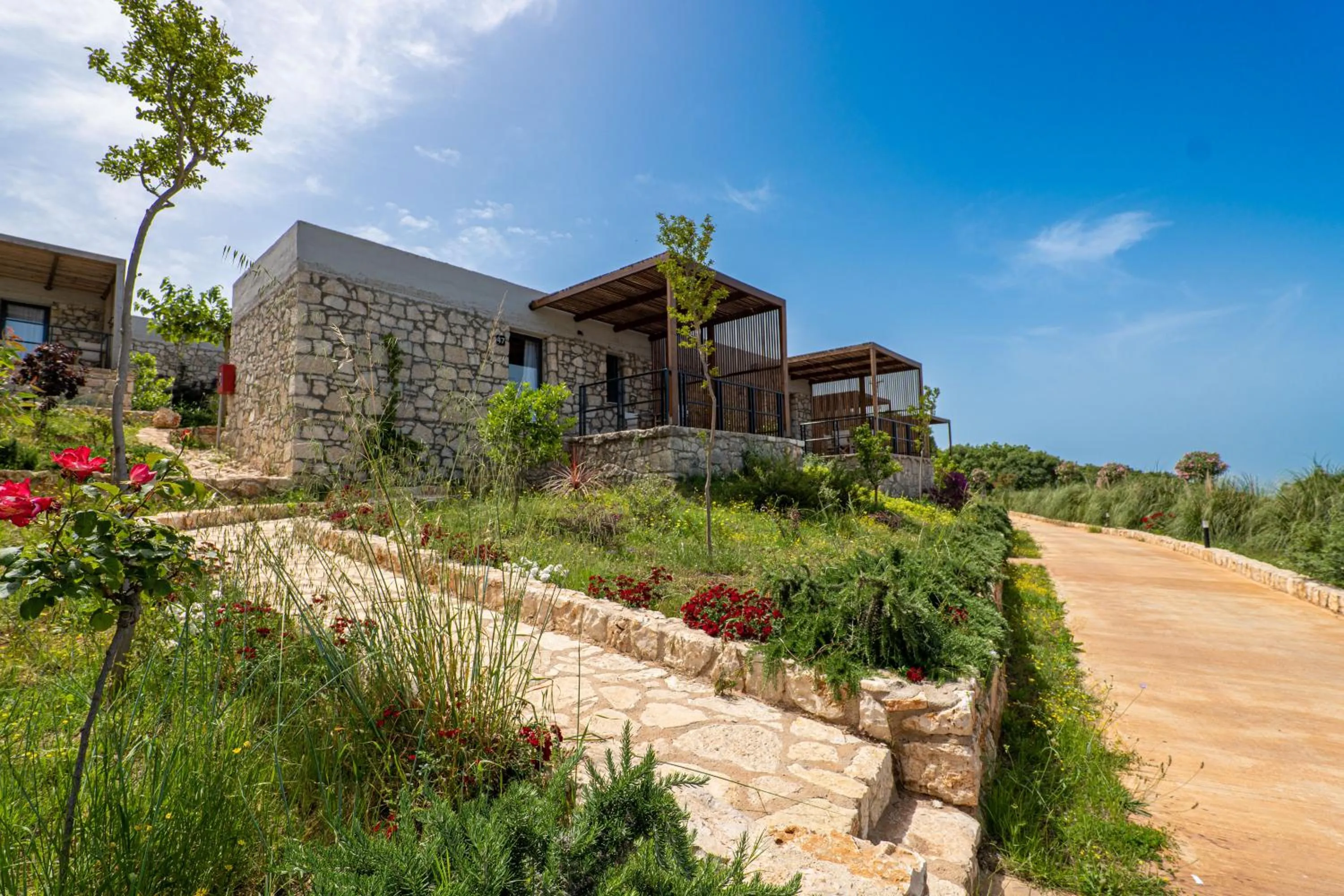 Property building in Arameras Beach Resort