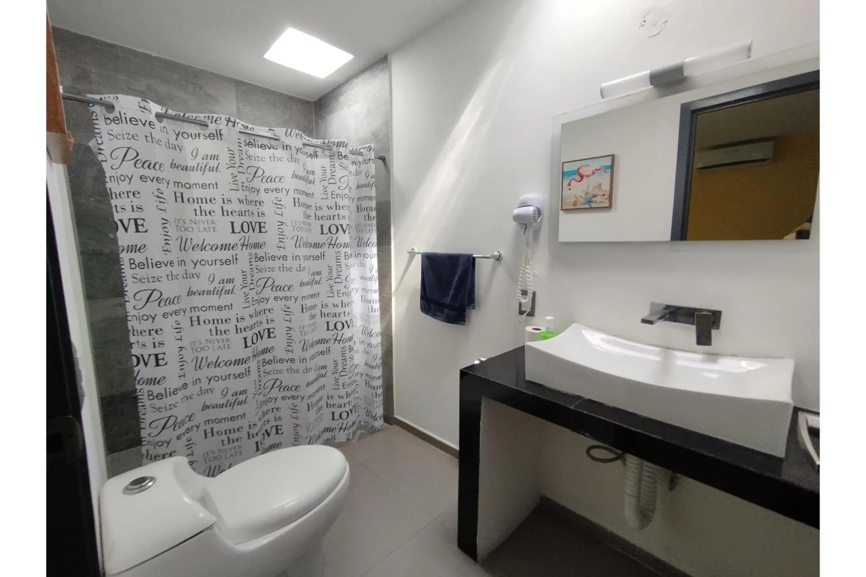 Bathroom in Capital O Tu Estancia