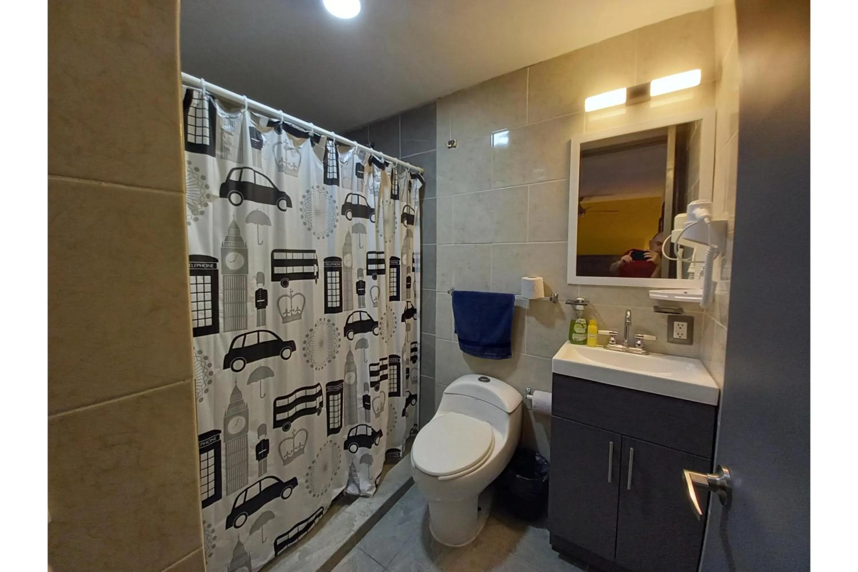 Bathroom in Capital O Tu Estancia