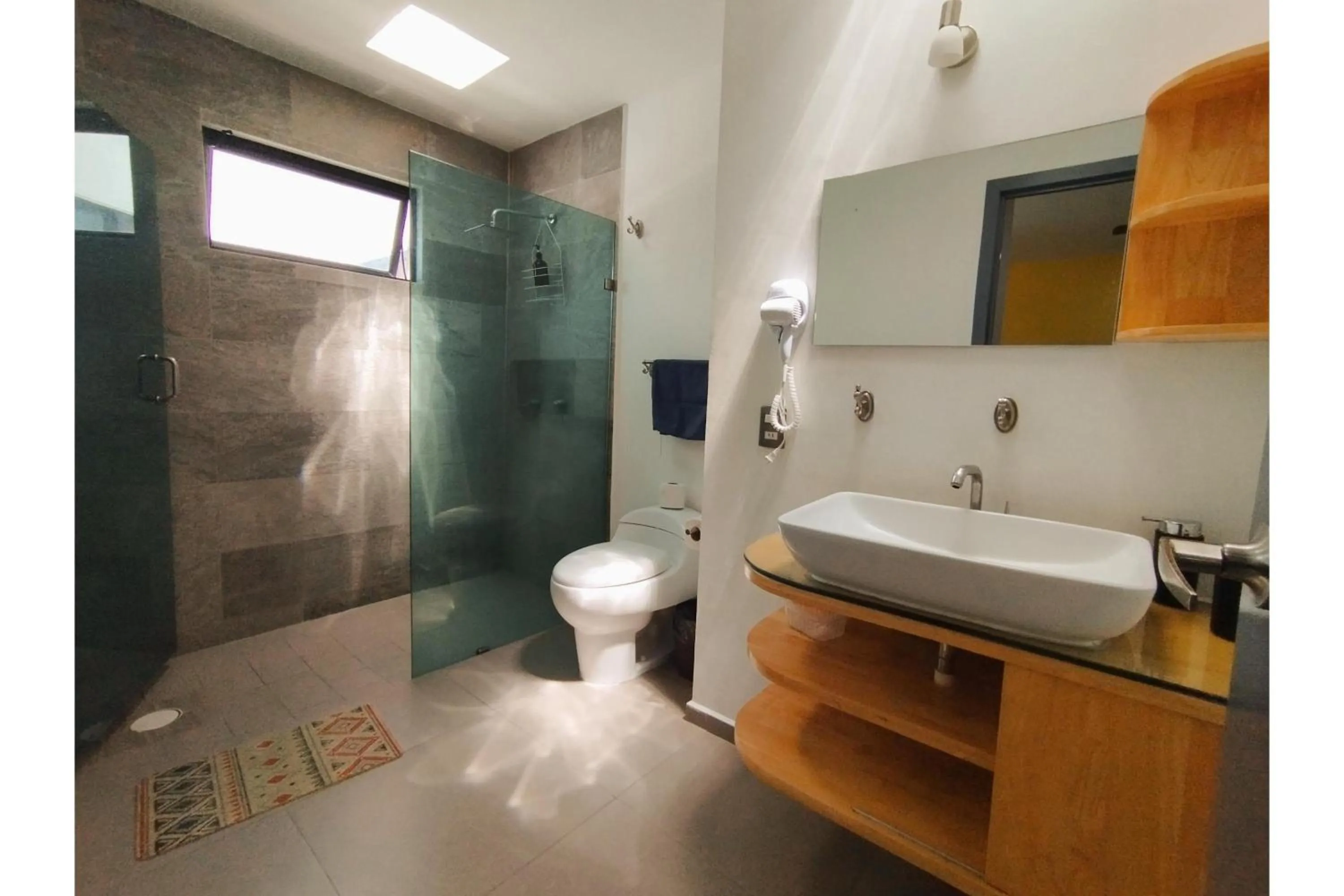 Bathroom in Capital O Tu Estancia