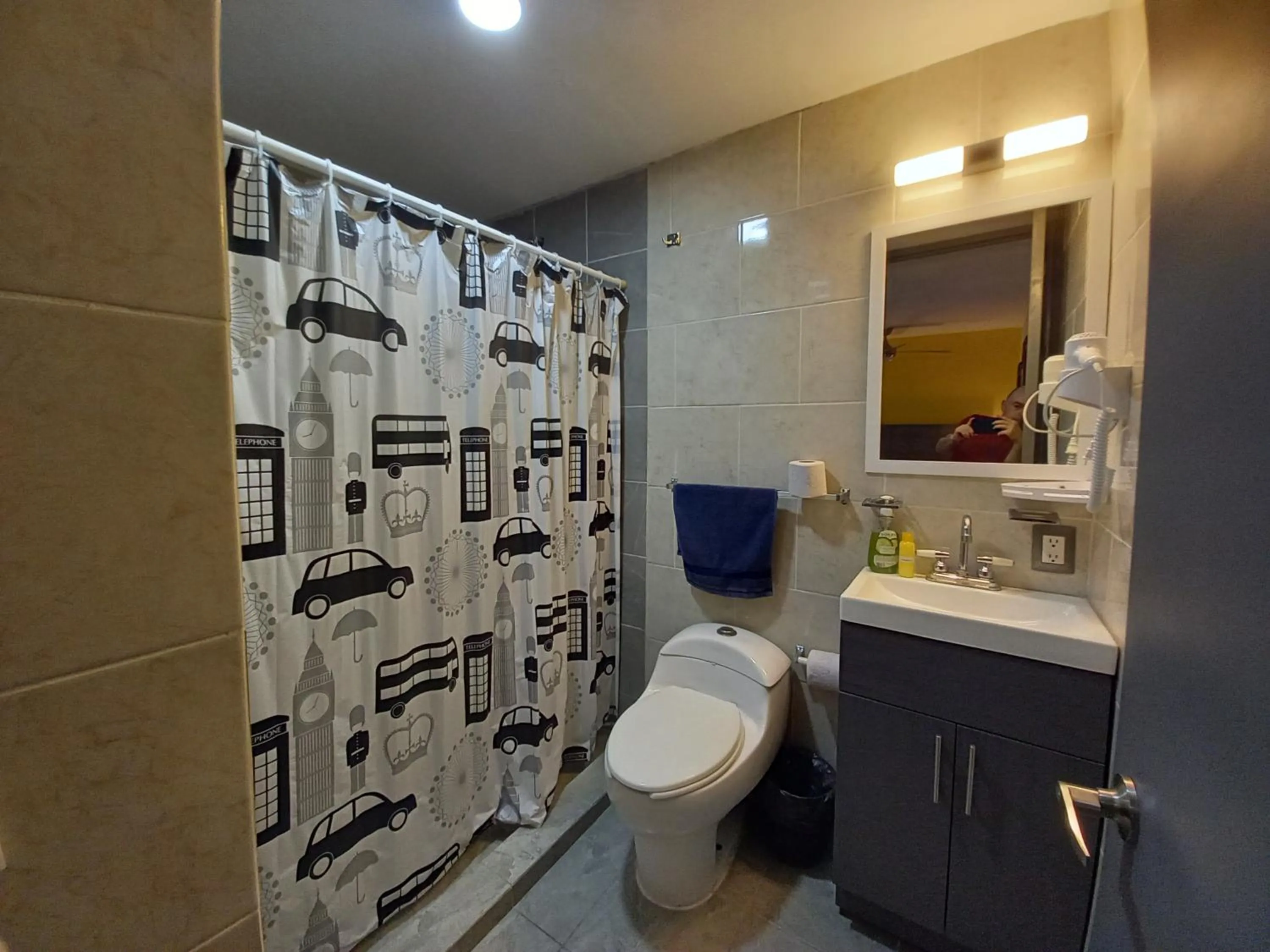 Bathroom in Capital O Tu Estancia