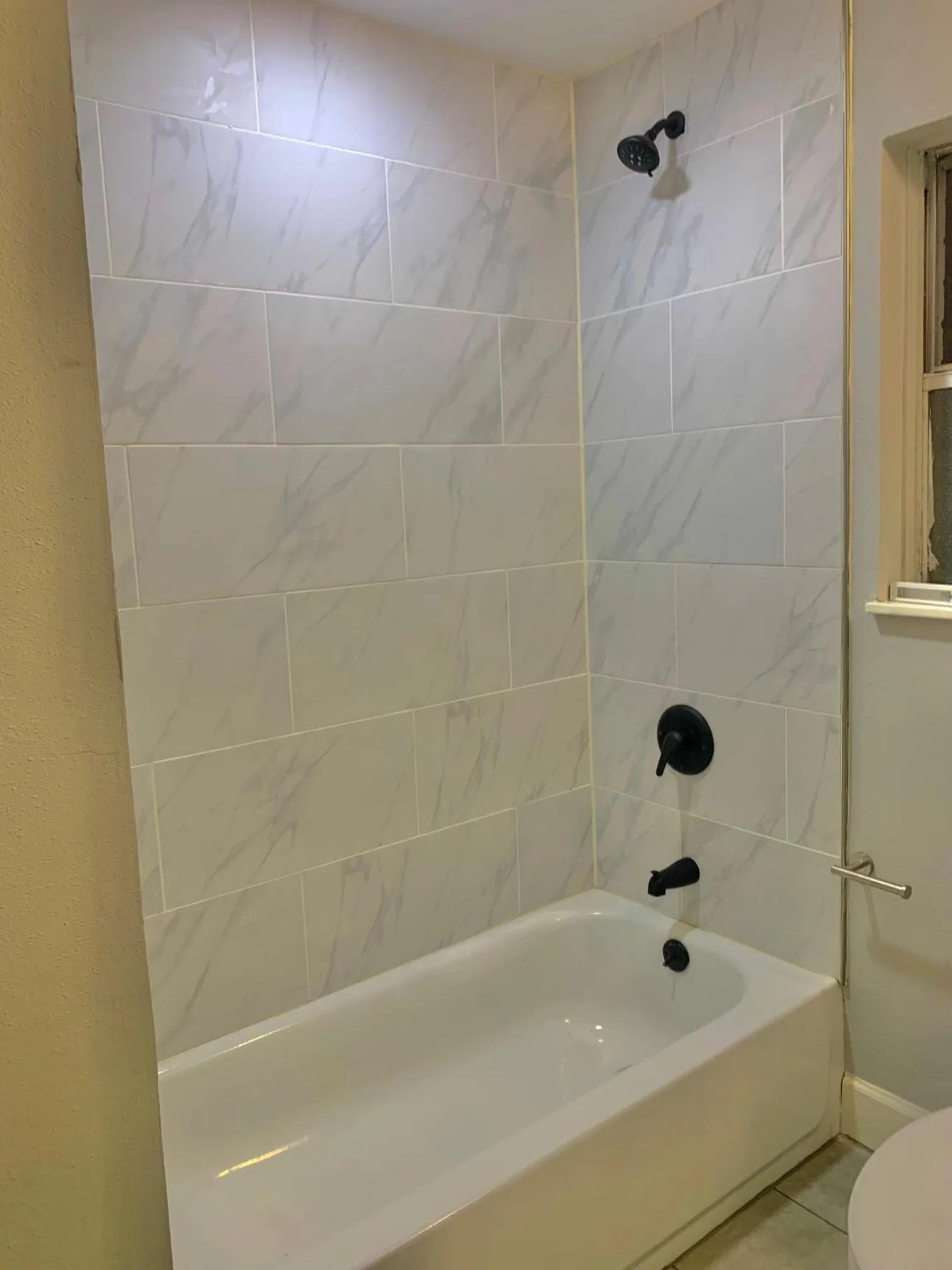 Shower in STOP Inn STAY HOSTEL