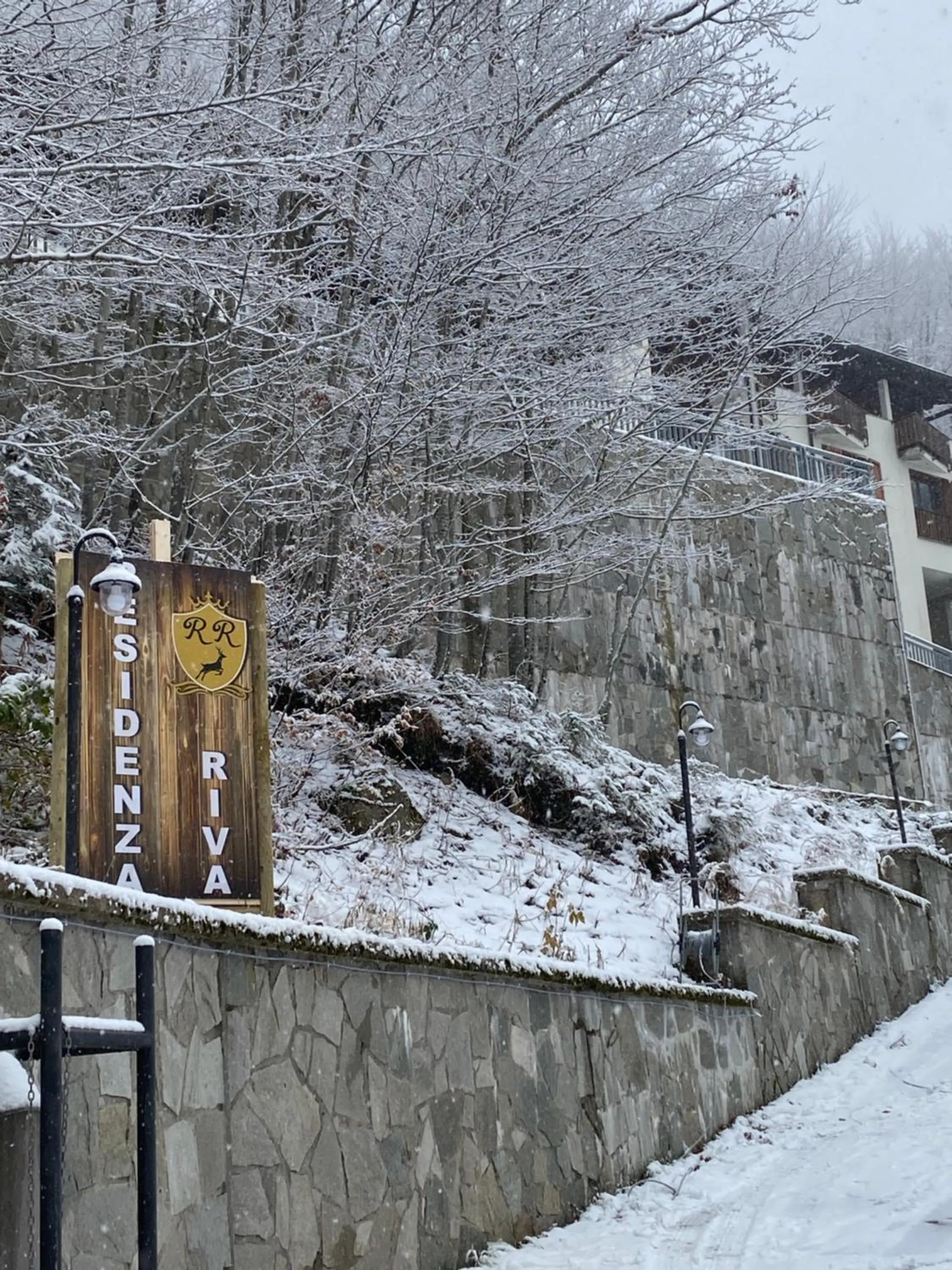 Bird's eye view in Residenza Riva Wellness Apartment Spa