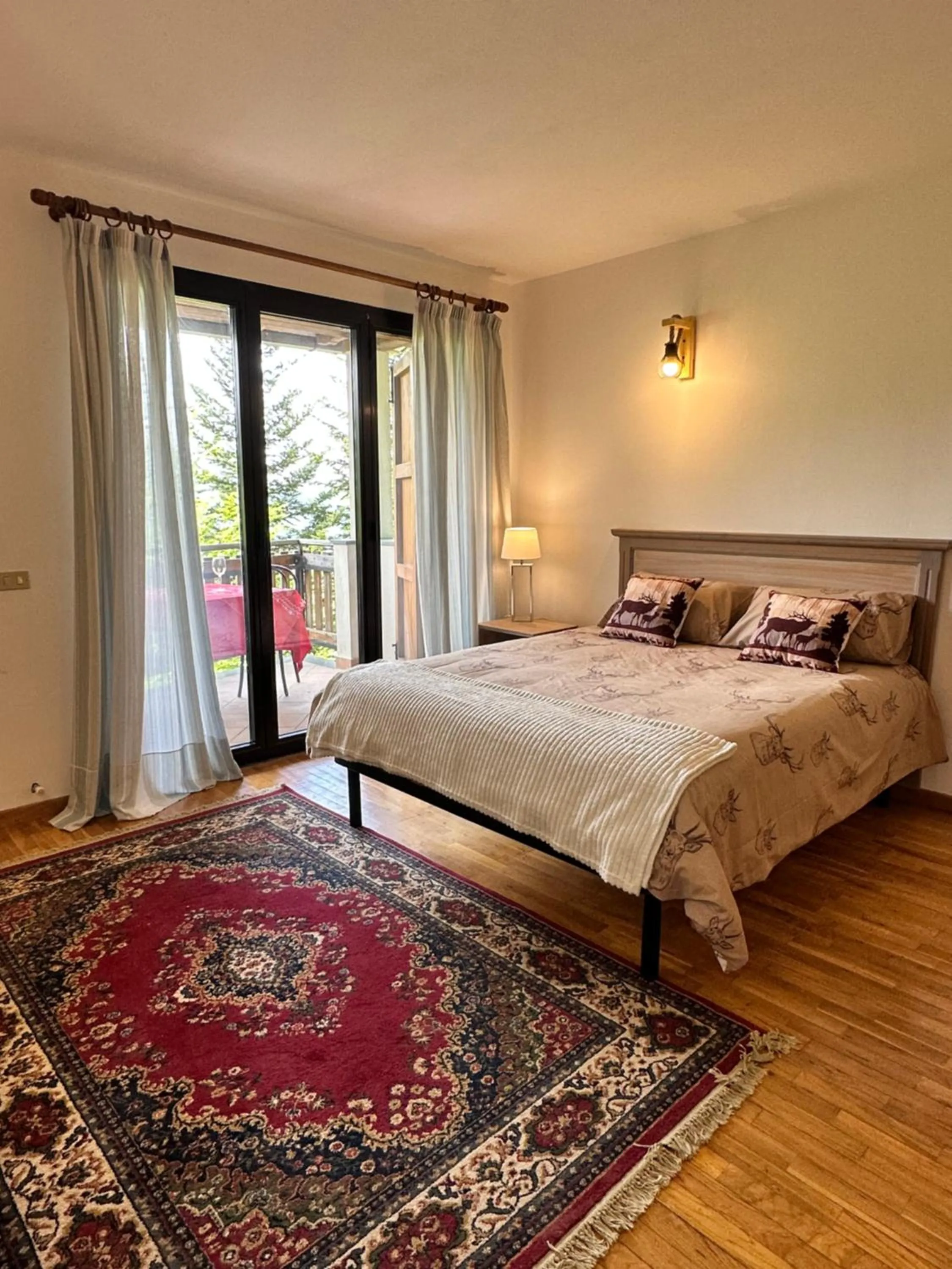 Photo of the whole room, Bed in Residenza Riva Wellness Apartment Spa