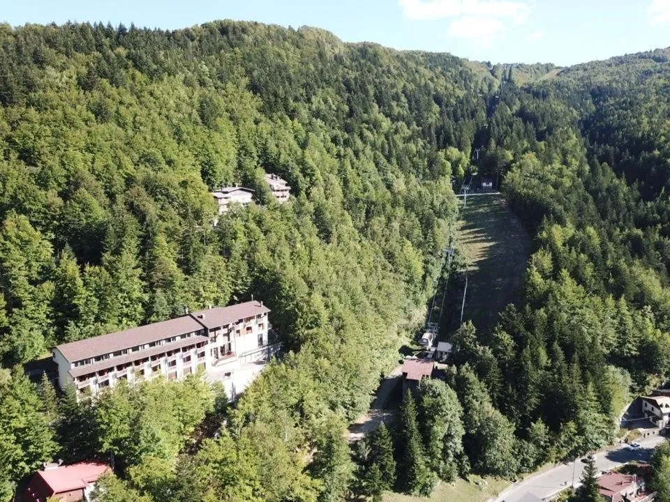 Bird's eye view in Residenza Riva Wellness Apartment Spa
