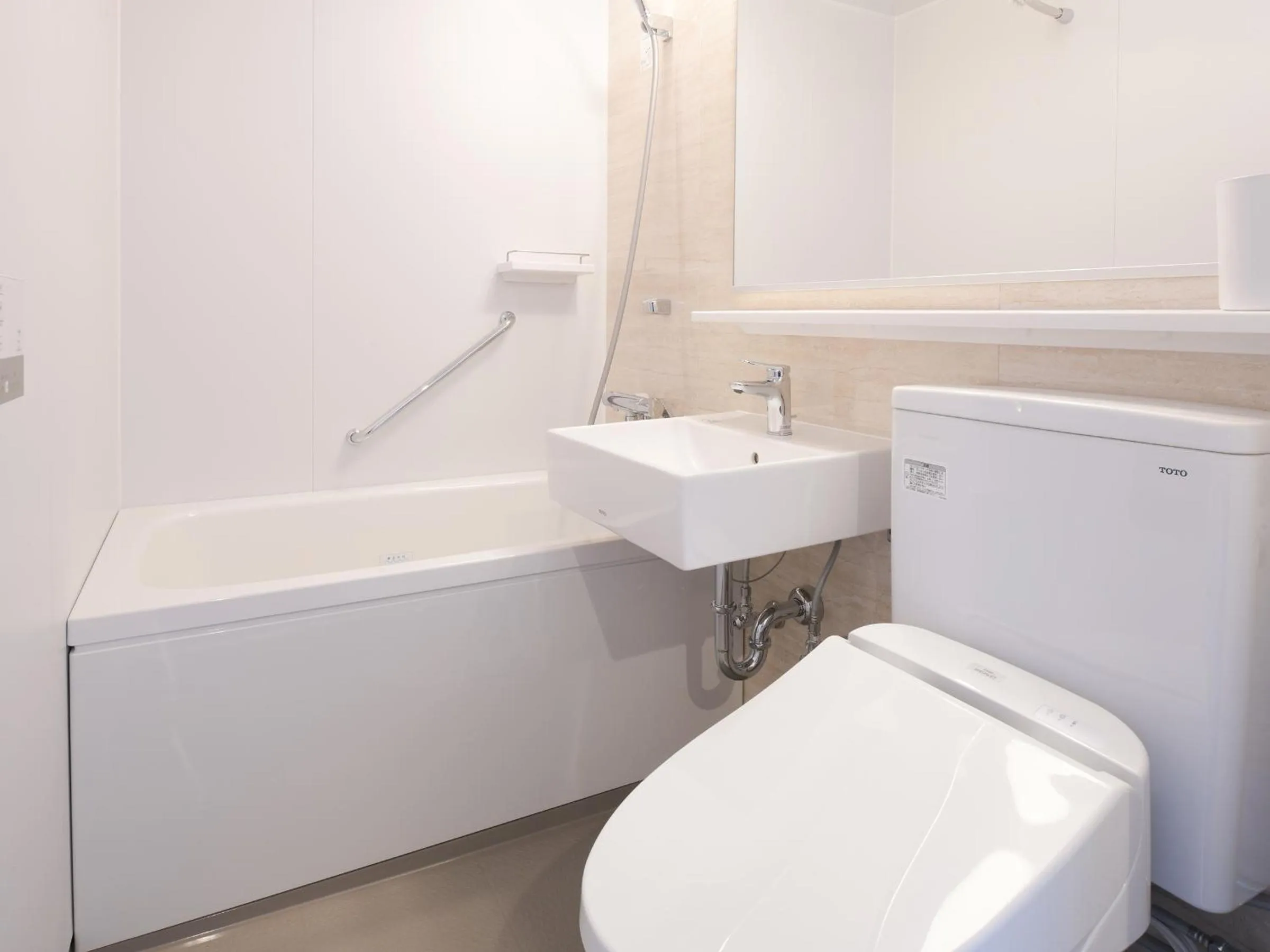 Toilet in REF Kansai Airport by VESSEL HOTELS