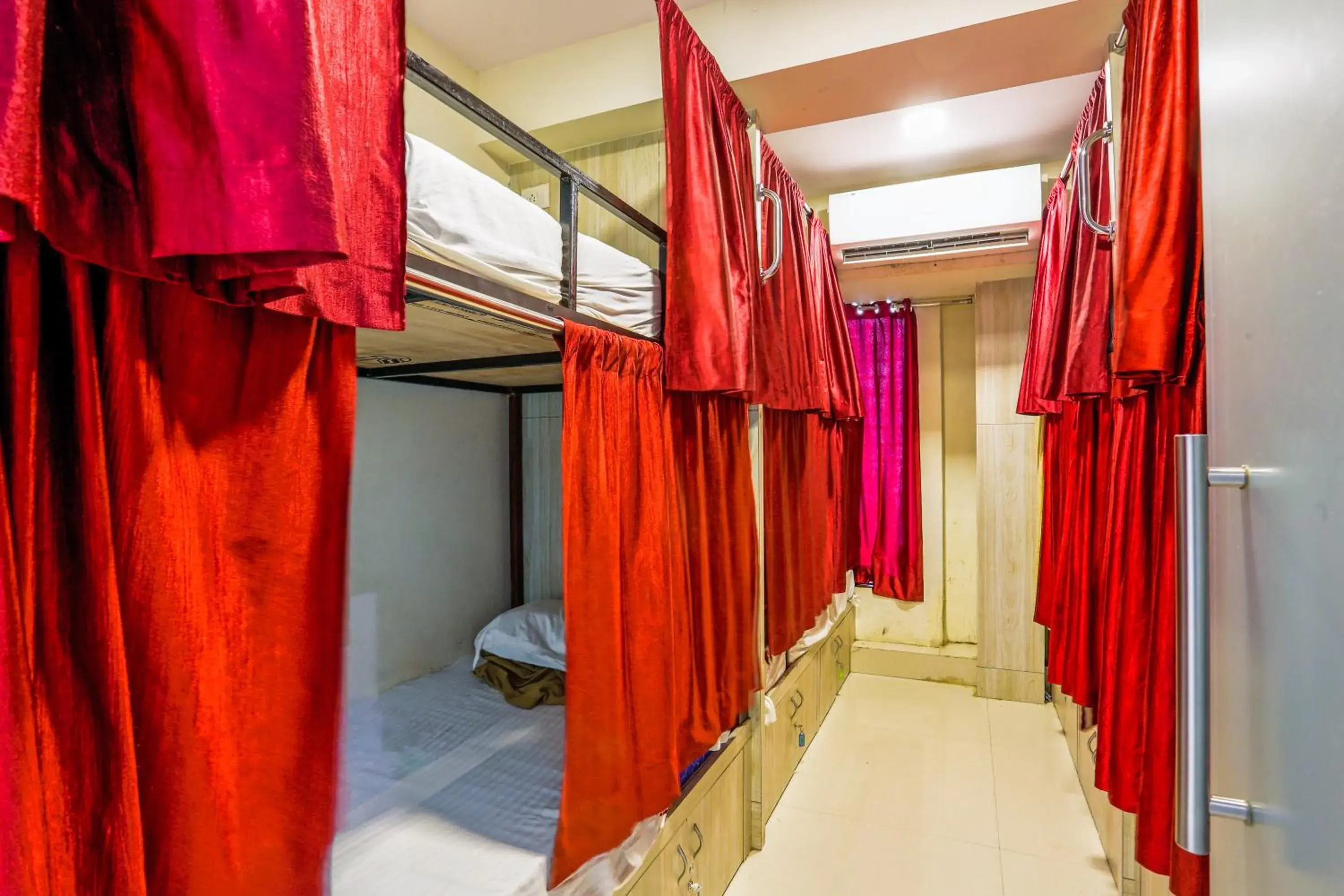 10-Bed Male Dormitory Room - single occupancy in Hotel BKC Corporate Inn 10-Bed Male Dormitory Room - single occupancy in Hotel BKC Corporate Inn