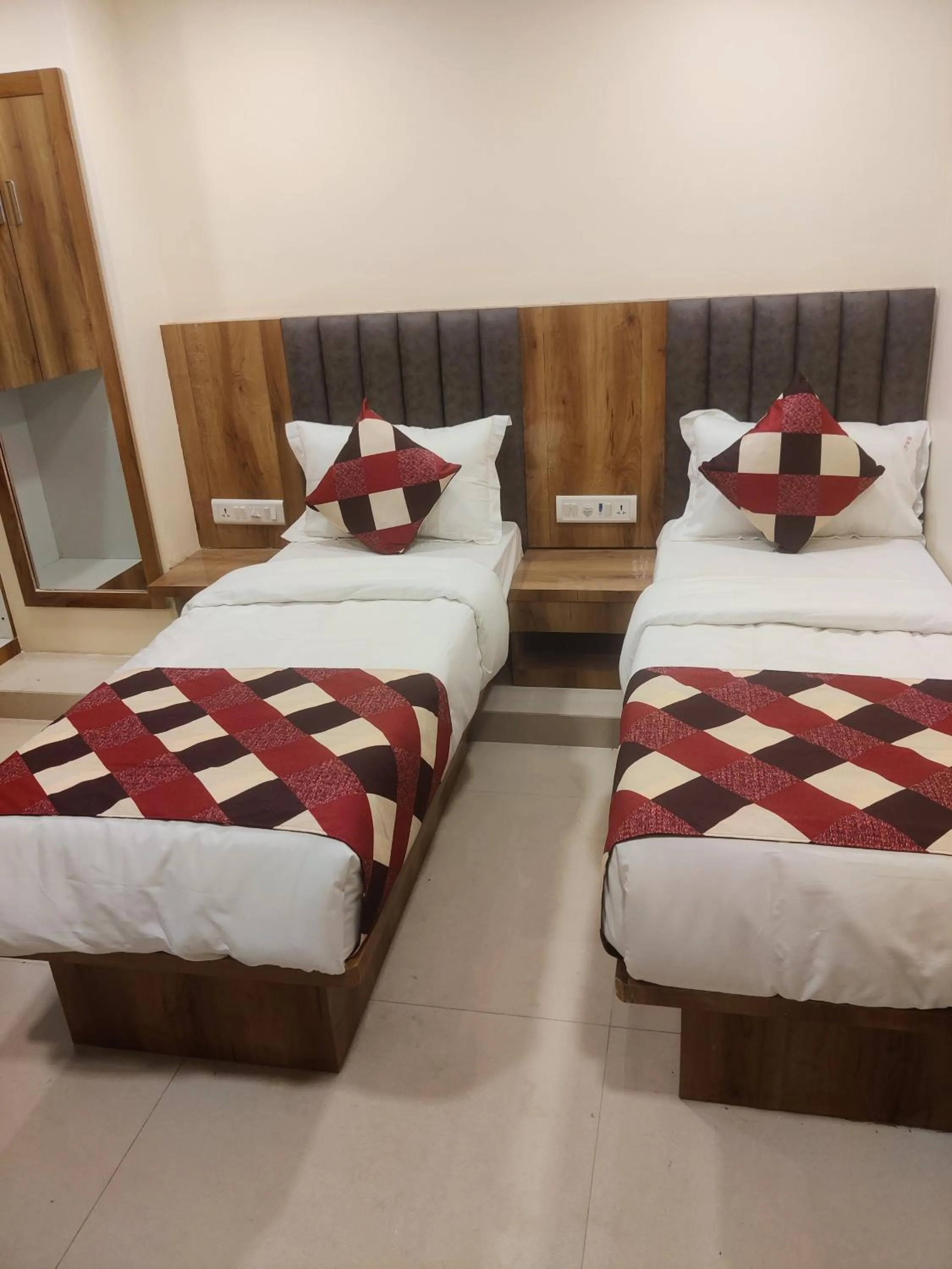 Bed in Hotel BKC Corporate Inn