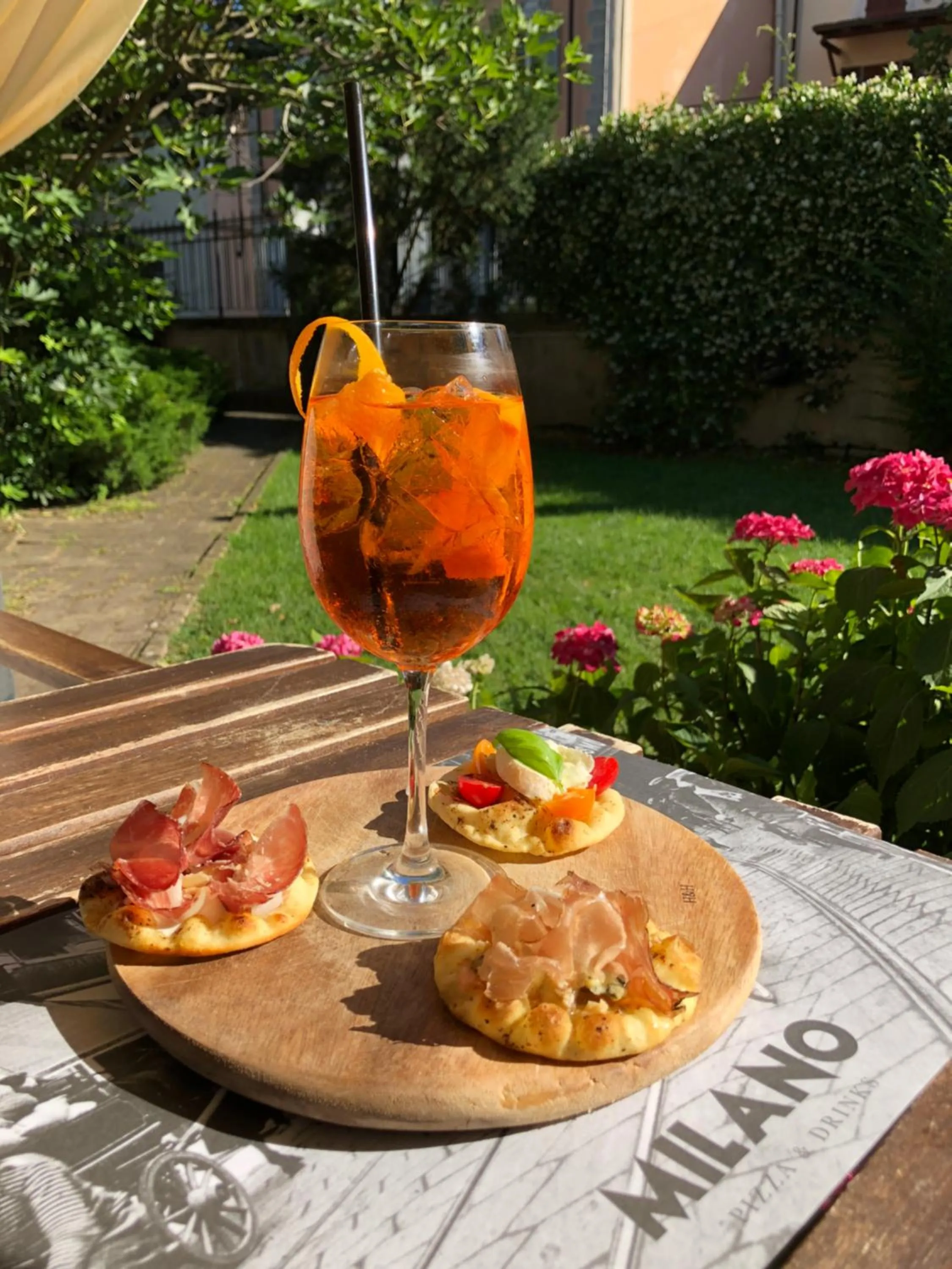 Food and drinks in Hotel Milano Pool & Garden