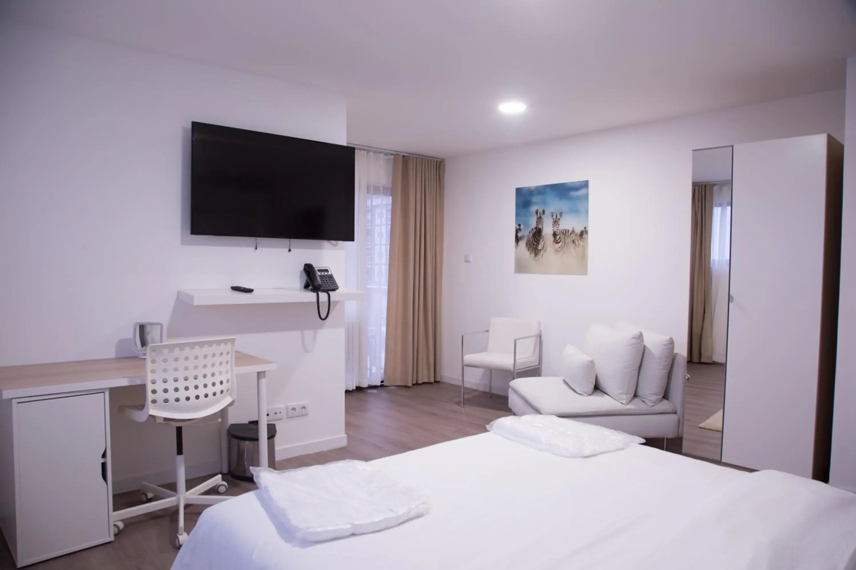 Superior Queen Room in WDC APARTHOTEL - BUEA Superior Queen Room in WDC APARTHOTEL - BUEA