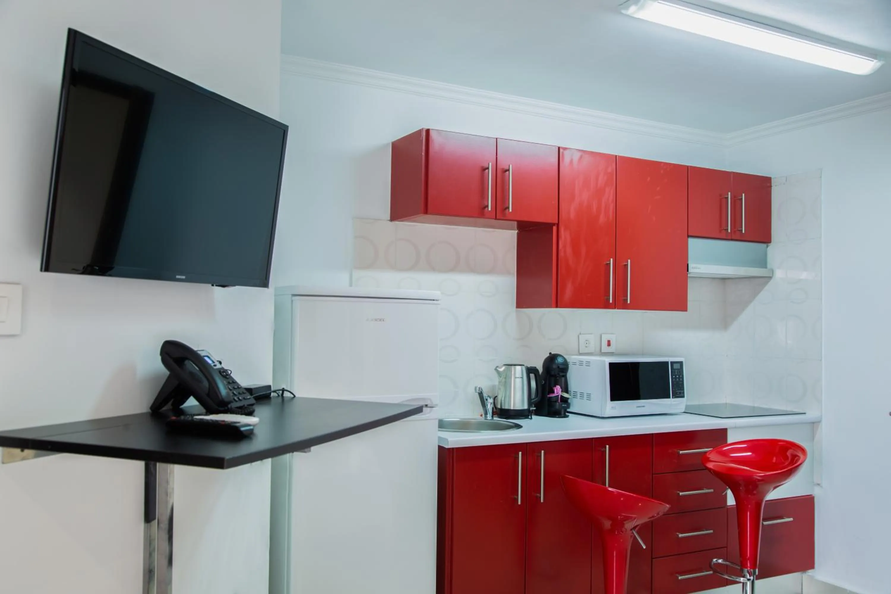 Coffee/tea facilities in WDC APARTHOTEL - BUEA