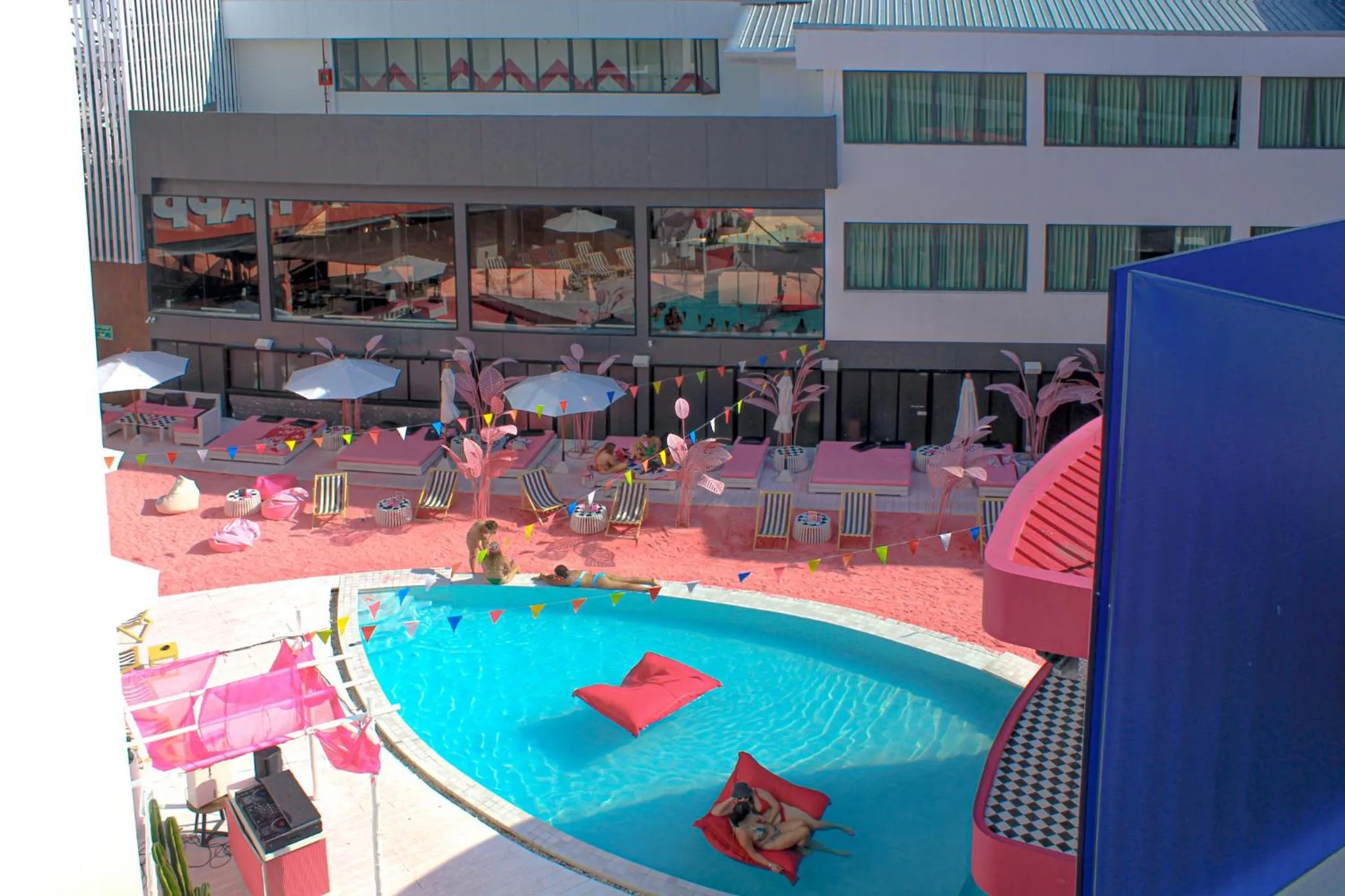 Day in SocialTel Koh Samui