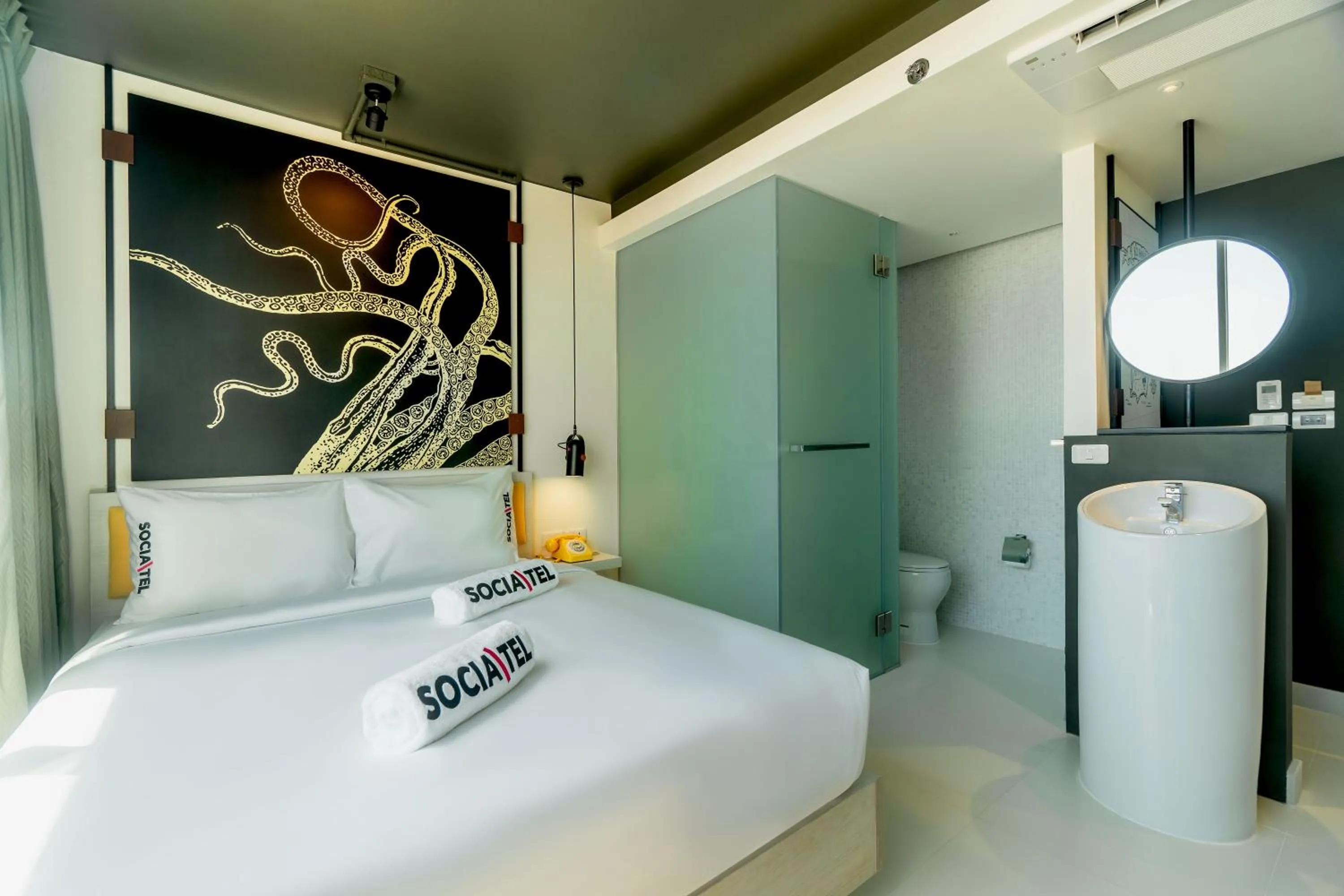 Bathroom, Bed in SocialTel Koh Samui