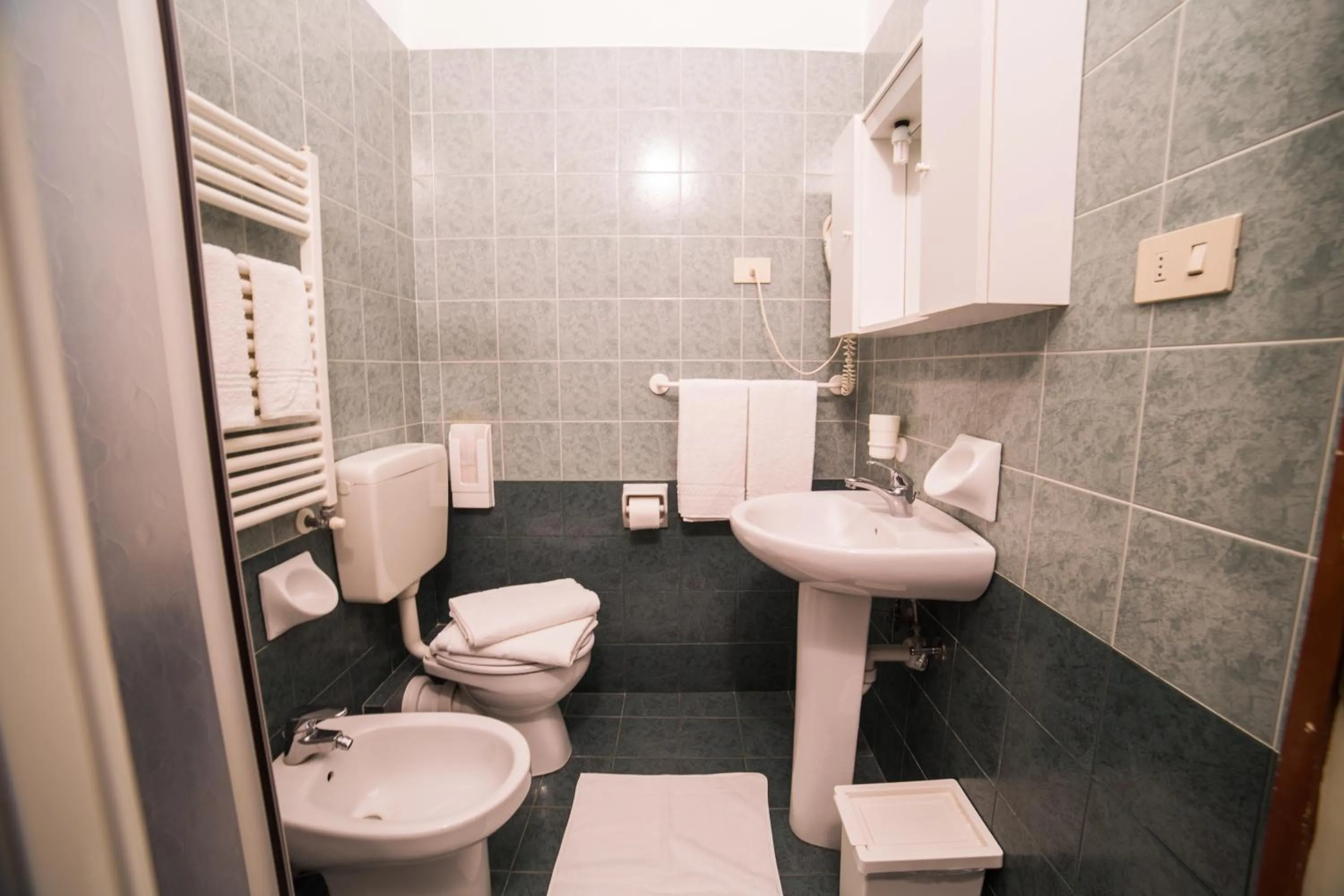 Toilet in Hotel Villa Gloria