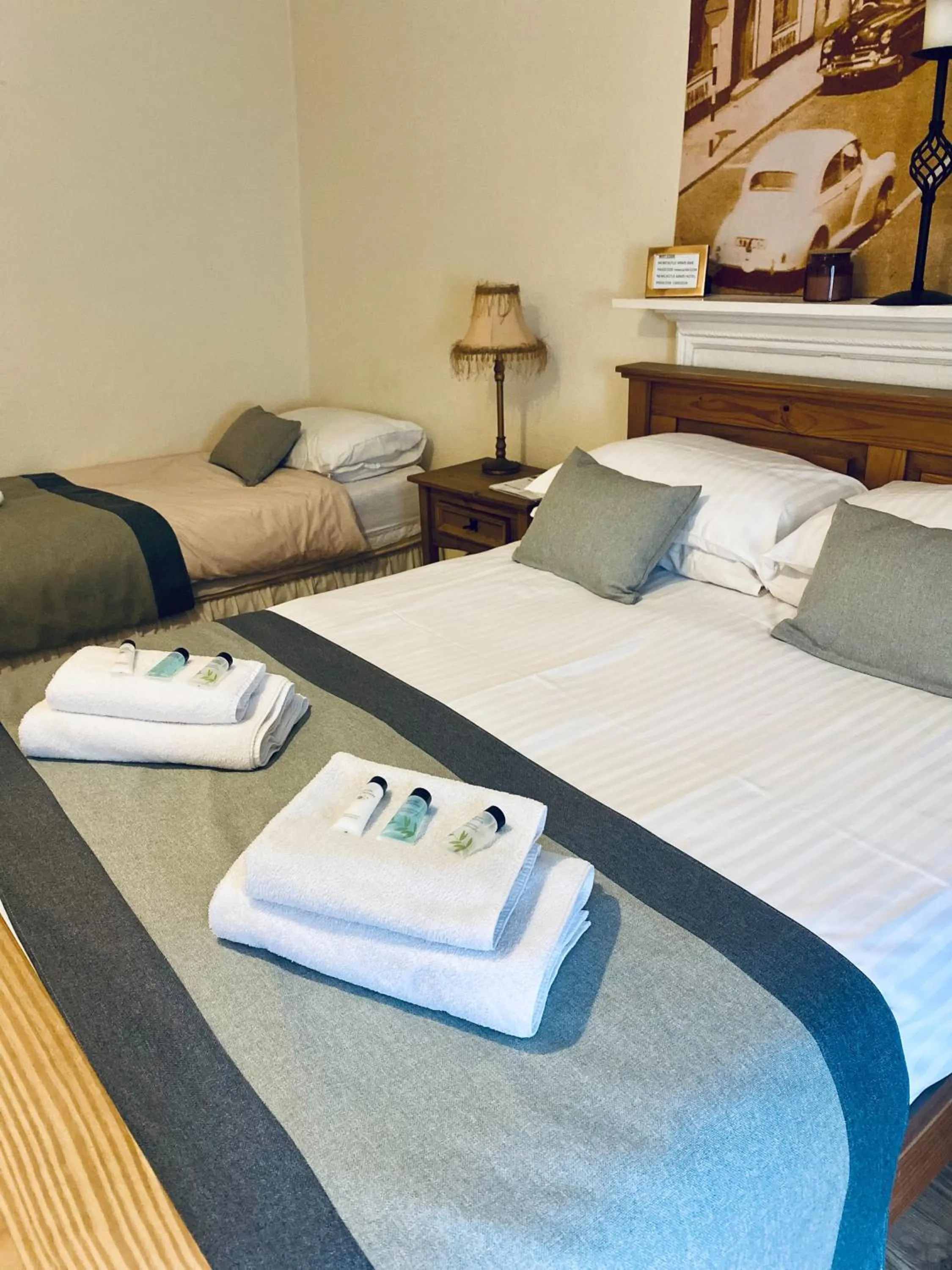 Bed in Newcastle Arms Hotel