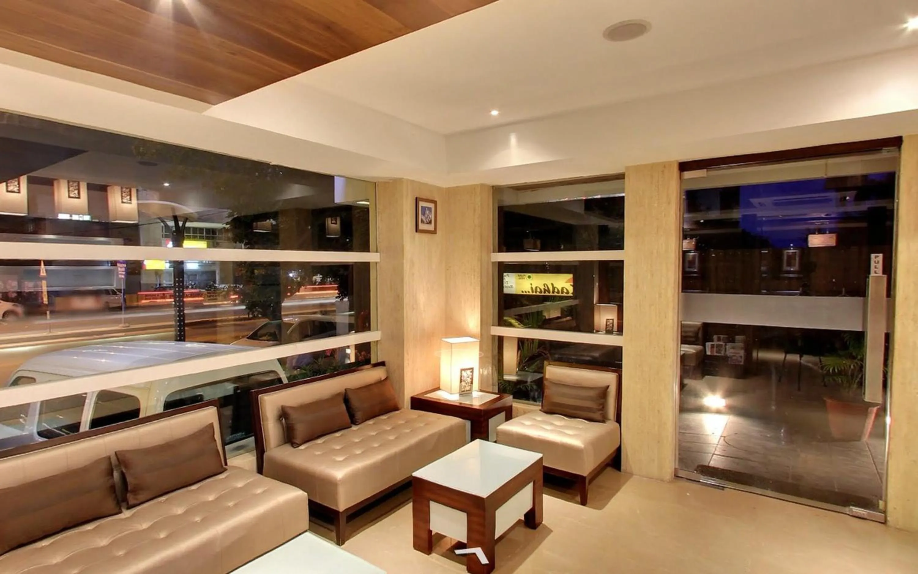 Lobby or reception in Krios Hotel - Near SG Highway, Ahmedabad