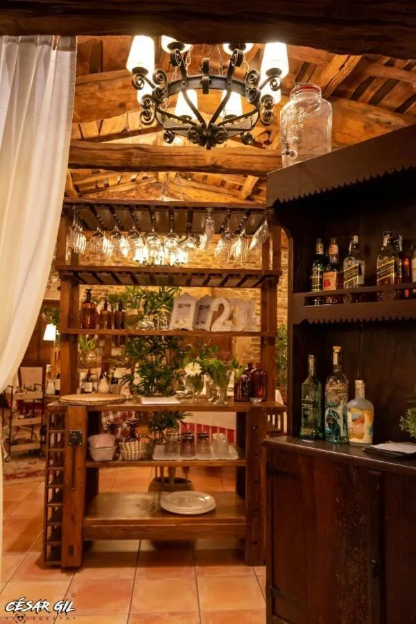 Restaurant/places to eat in Pazo de Bendoiro