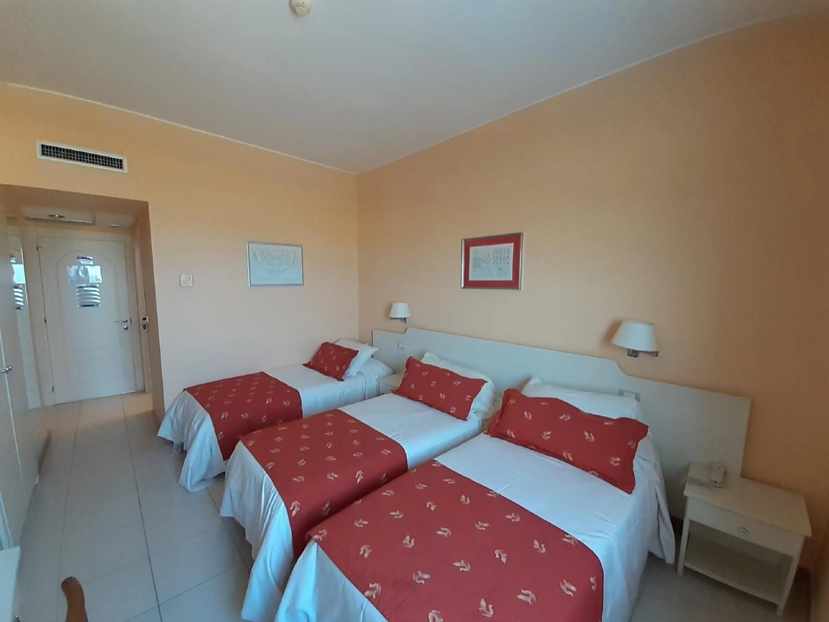 Bed in Barion Hotel & Congressi