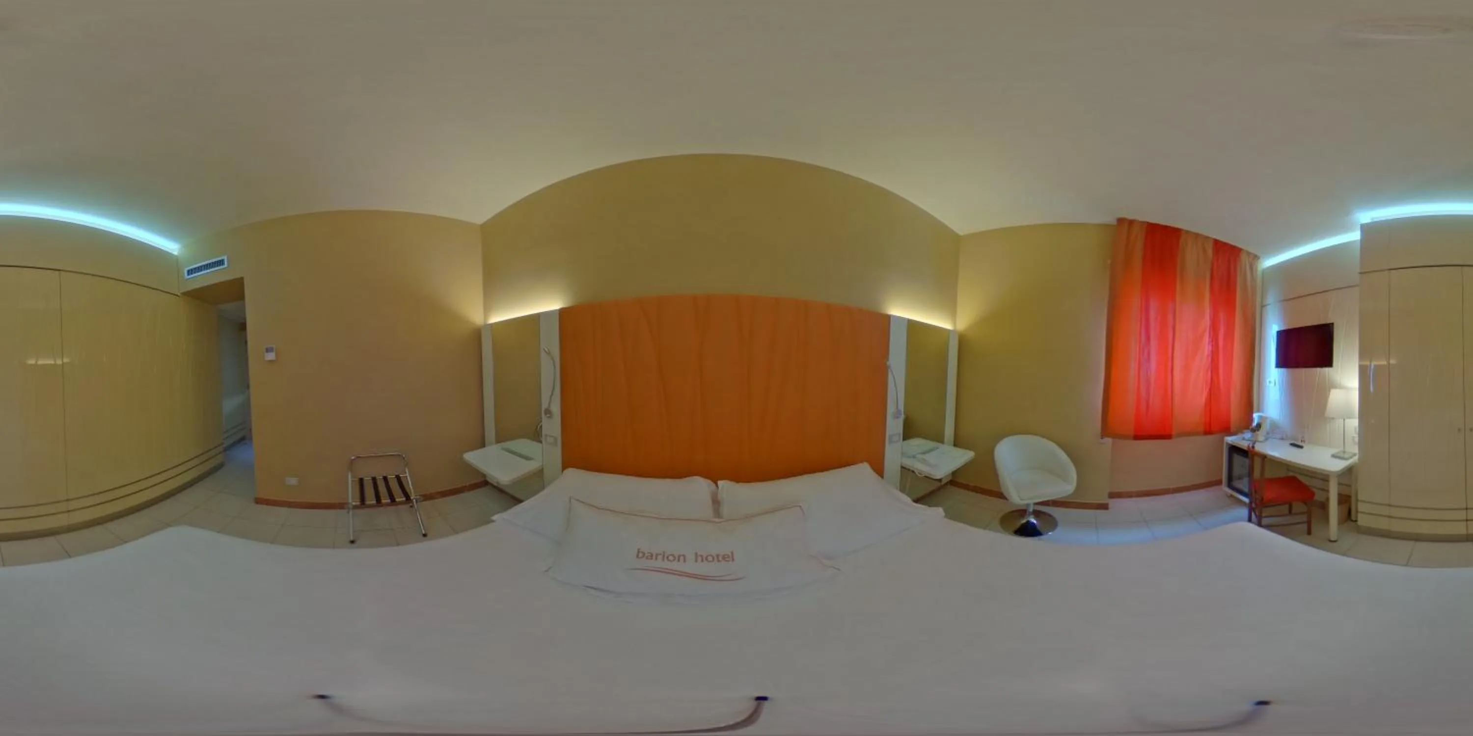 Bed in Barion Hotel & Congressi