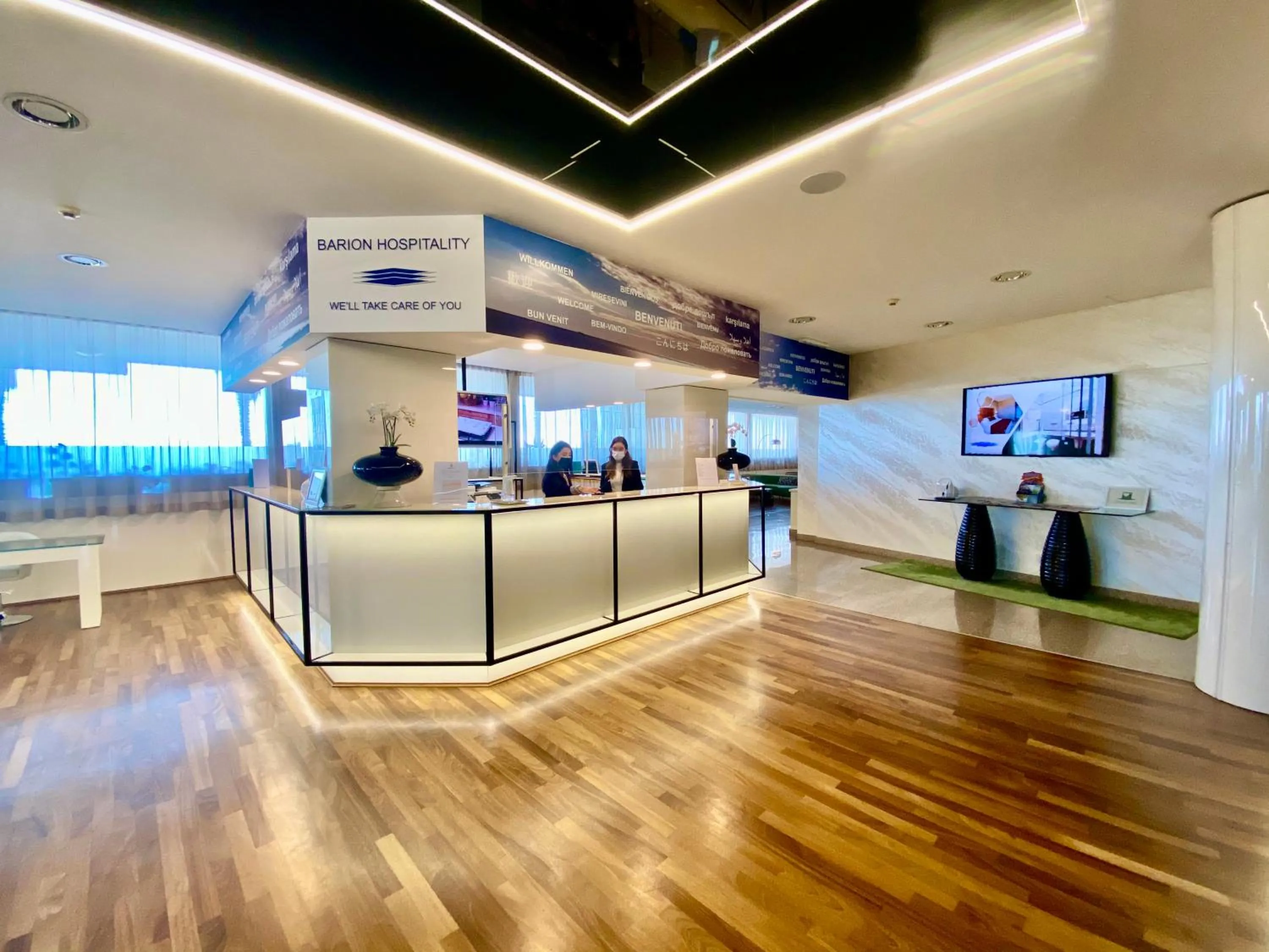 Staff in Barion Hotel & Congressi