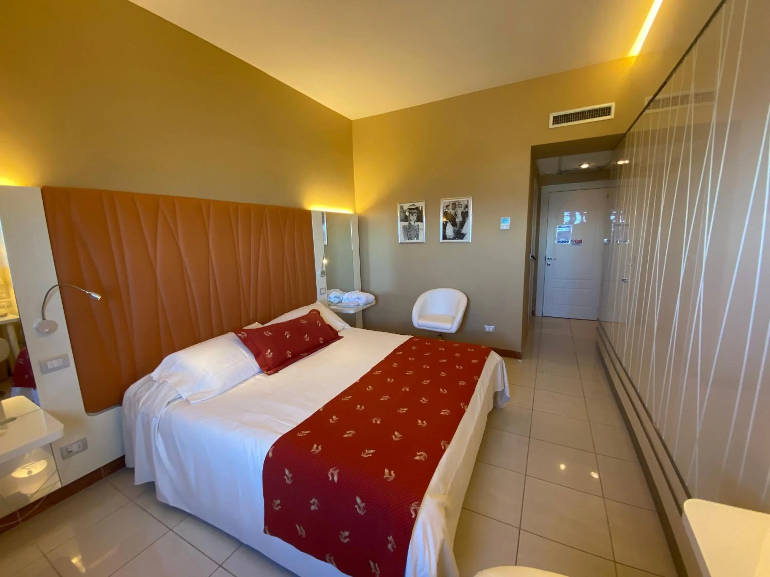 Bedroom, Bed in Barion Hotel & Congressi