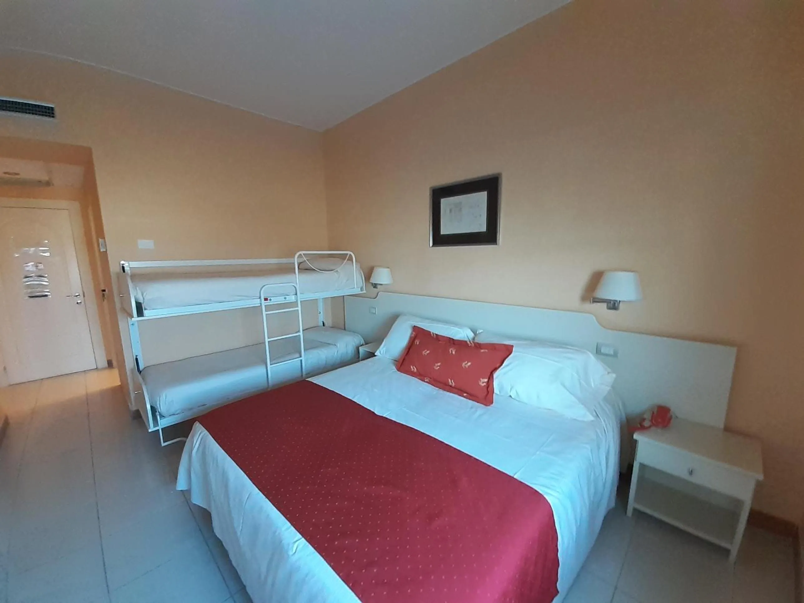 Bed in Barion Hotel & Congressi