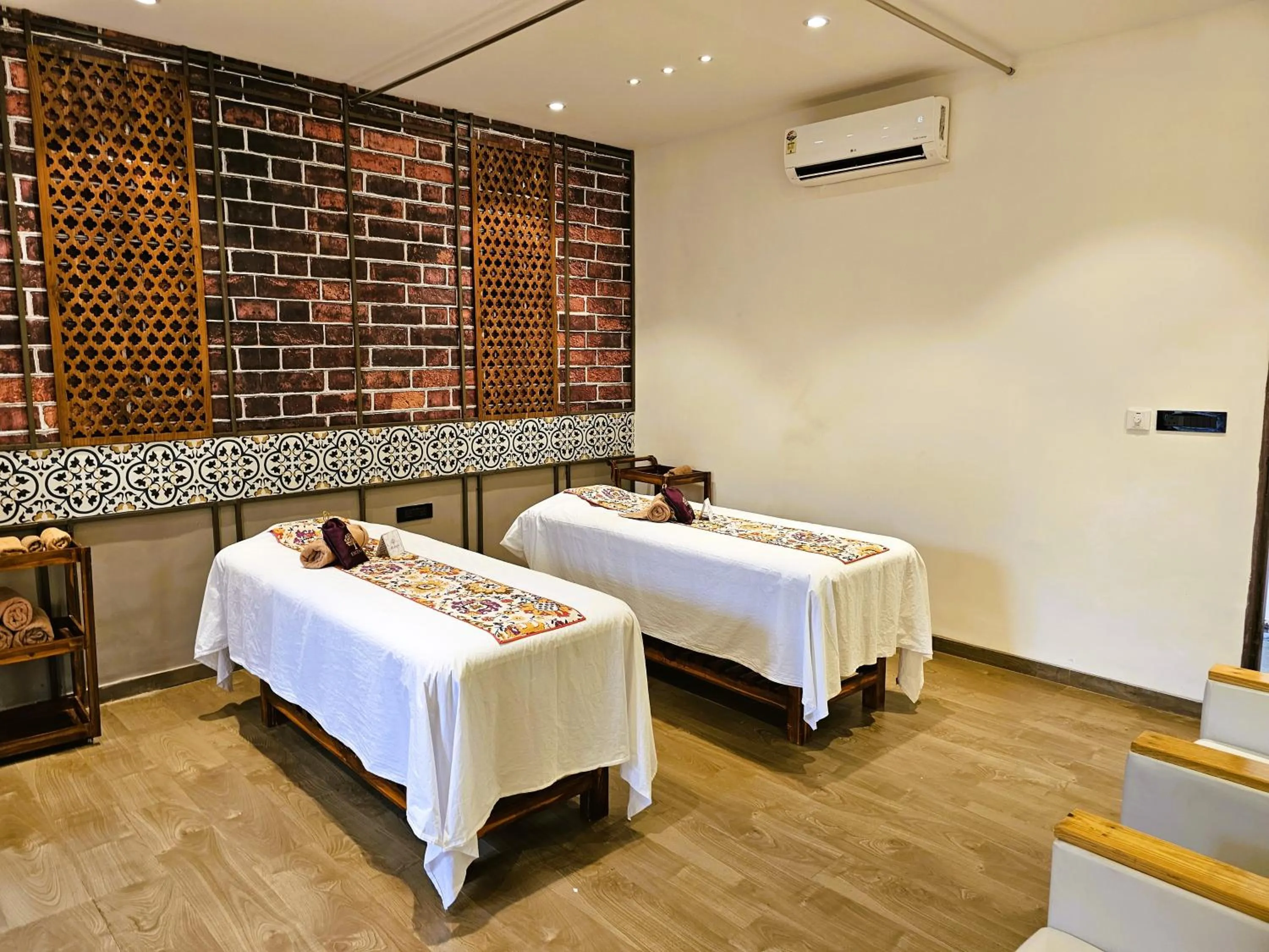 Spa and wellness centre/facilities, Bed in Bhanu The Fern Forest Resort & Spa, Jambughoda