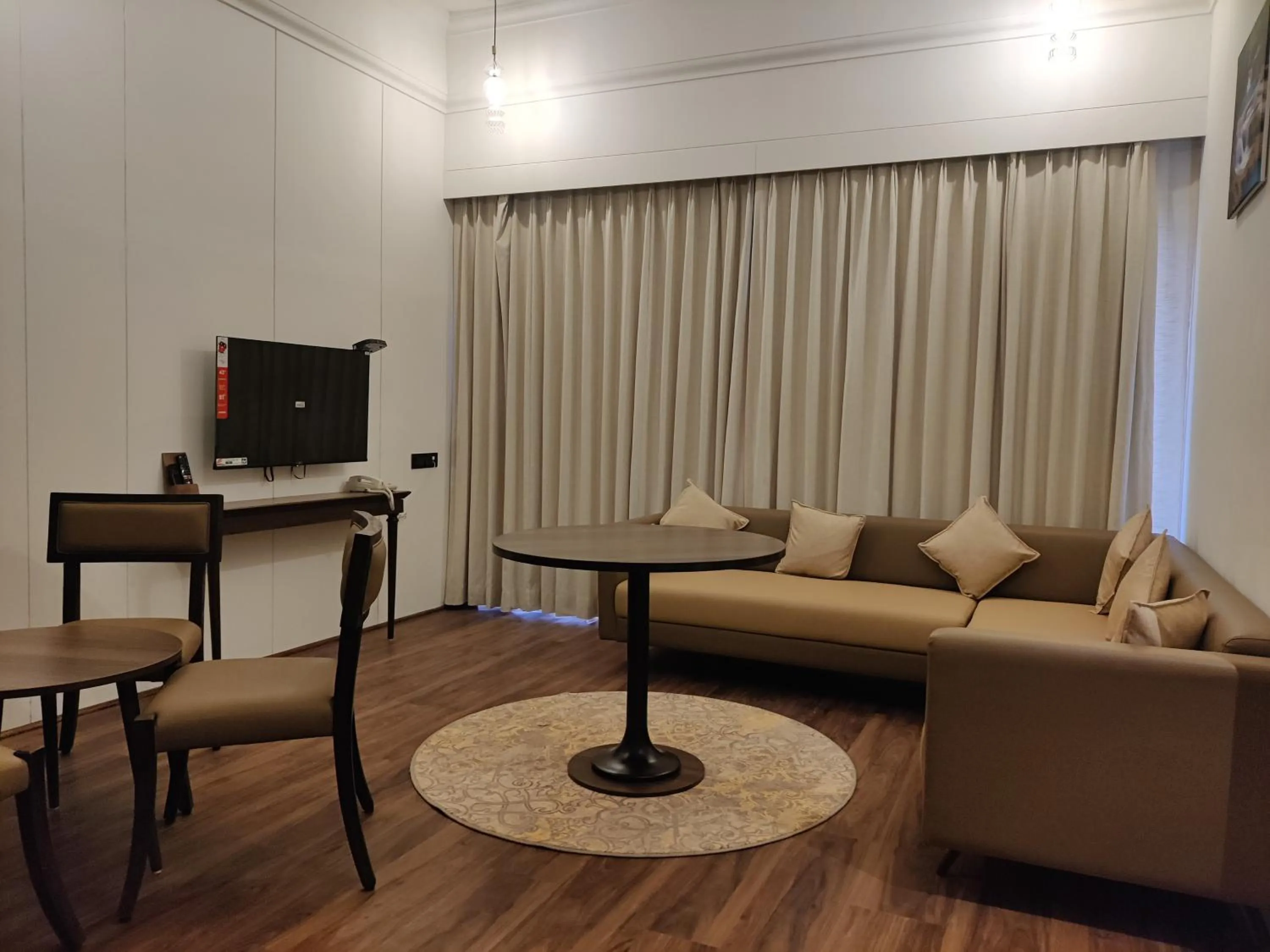 Living room in Bhanu The Fern Forest Resort & Spa, Jambughoda