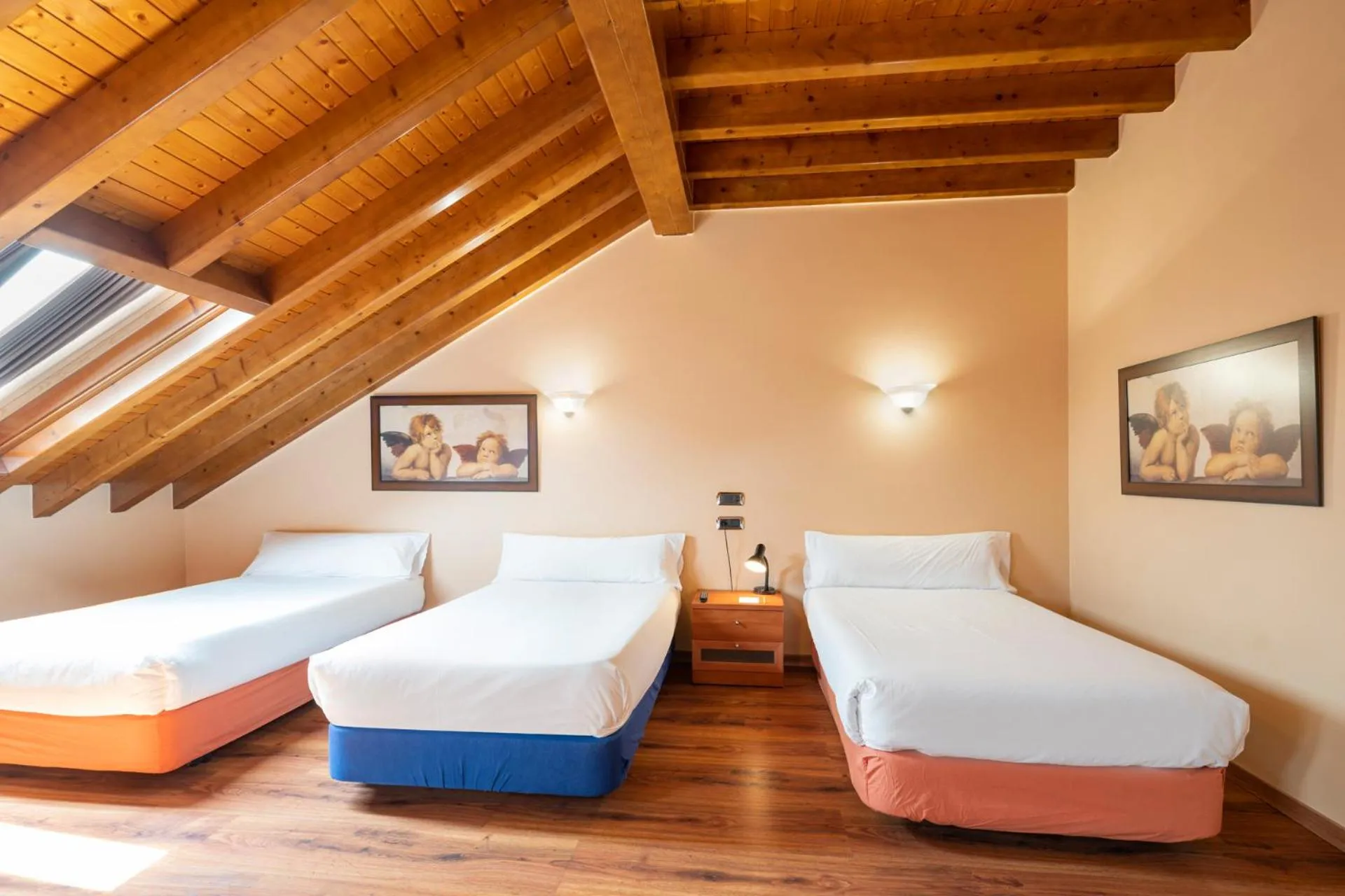 Photo of the whole room, Bed in Hotel Alda Lalín