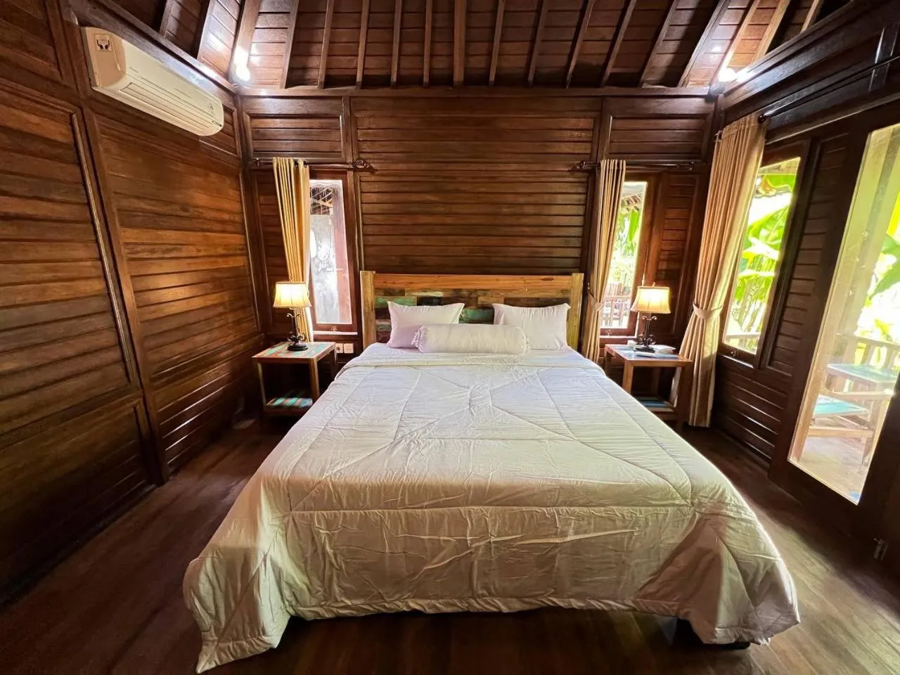 Bed in Raira Villas Lembongan by ABM