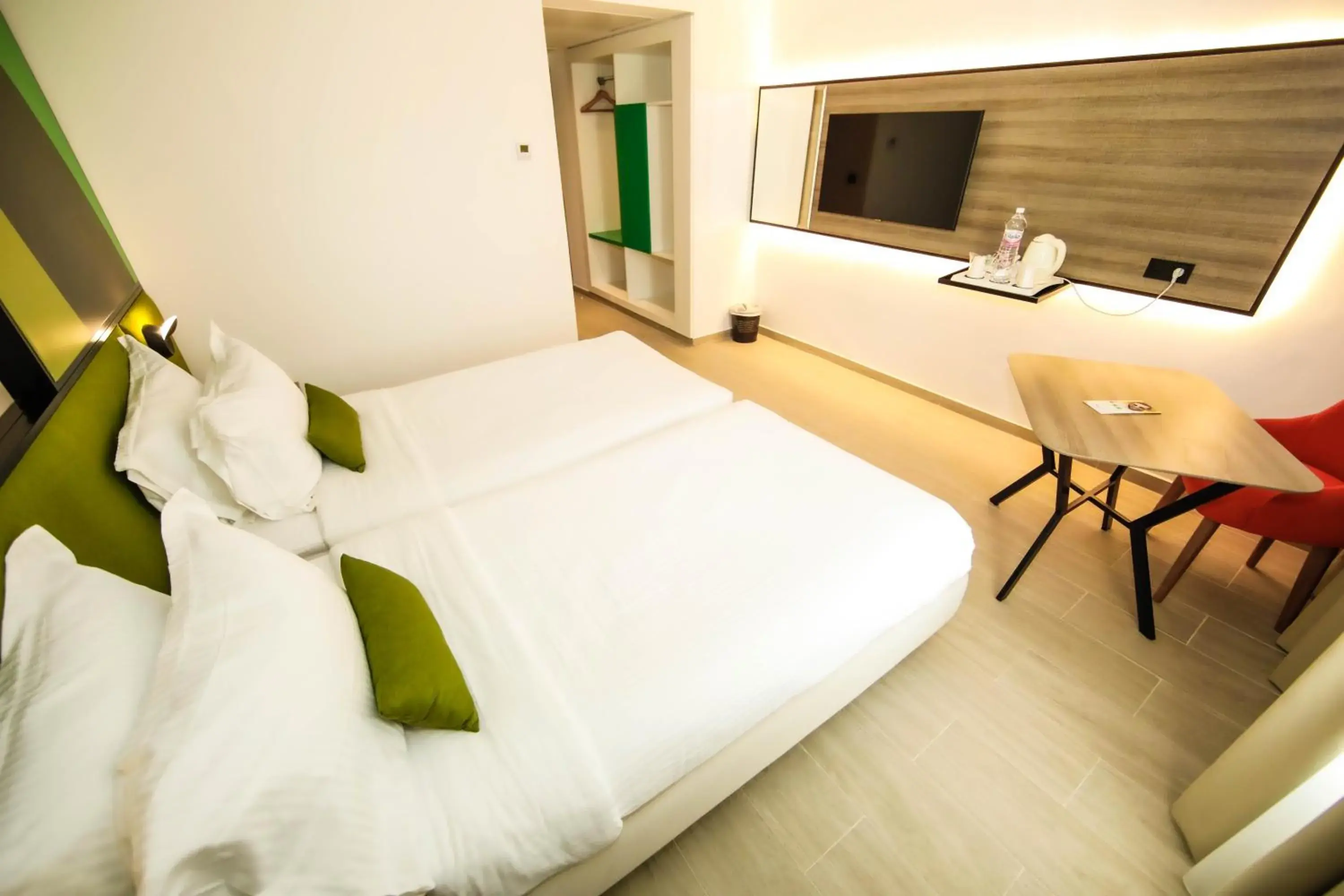 2 Single Beds in Campanile El Mechtel Tunis 2 Single Beds in Campanile El Mechtel Tunis