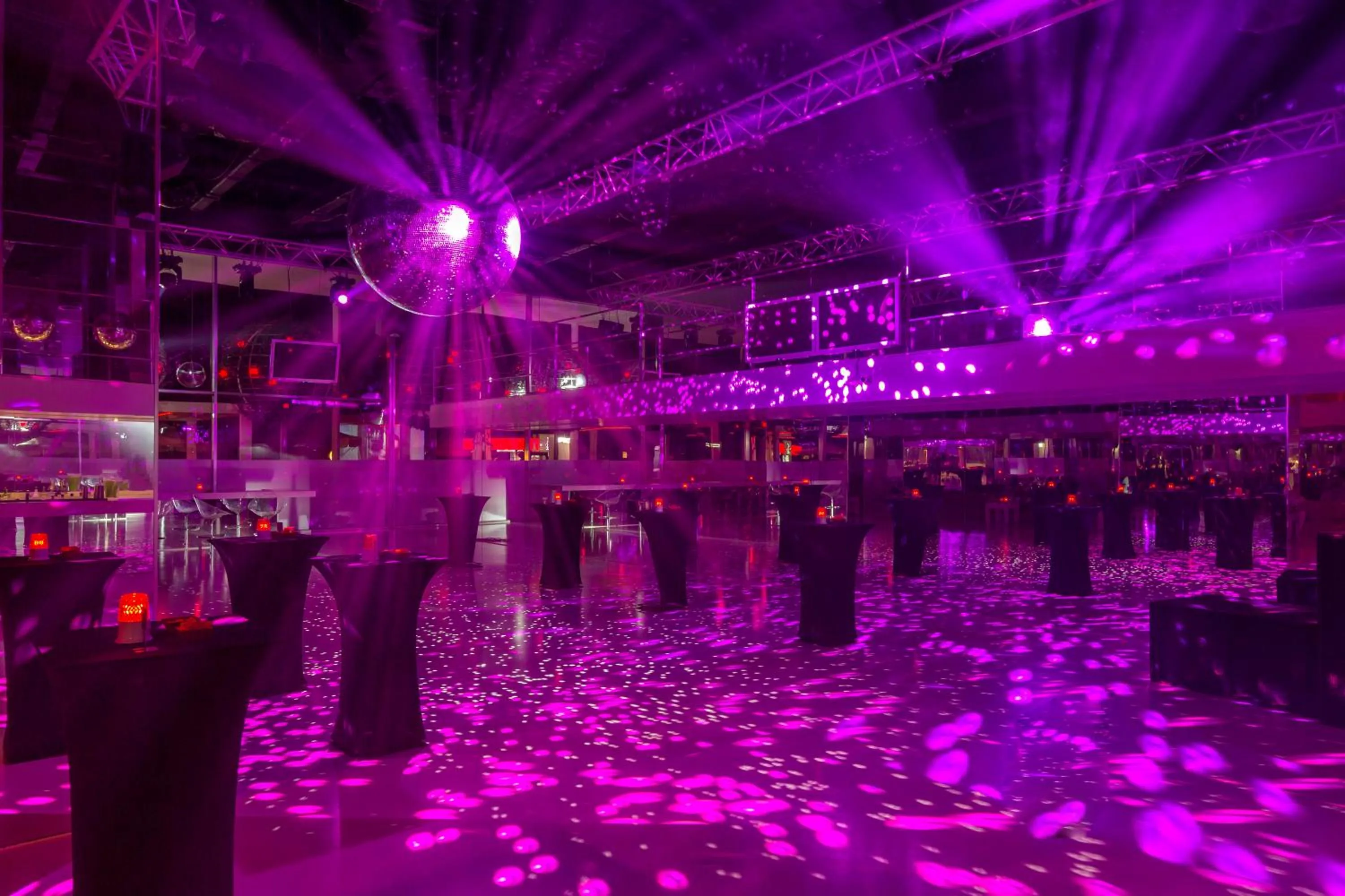 Nightclub / DJ in Adam & Eve - Adult Only