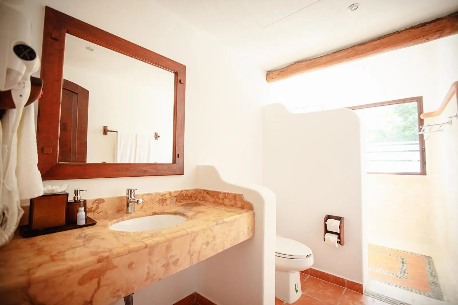 Toilet in Hotel Rancho Encantado