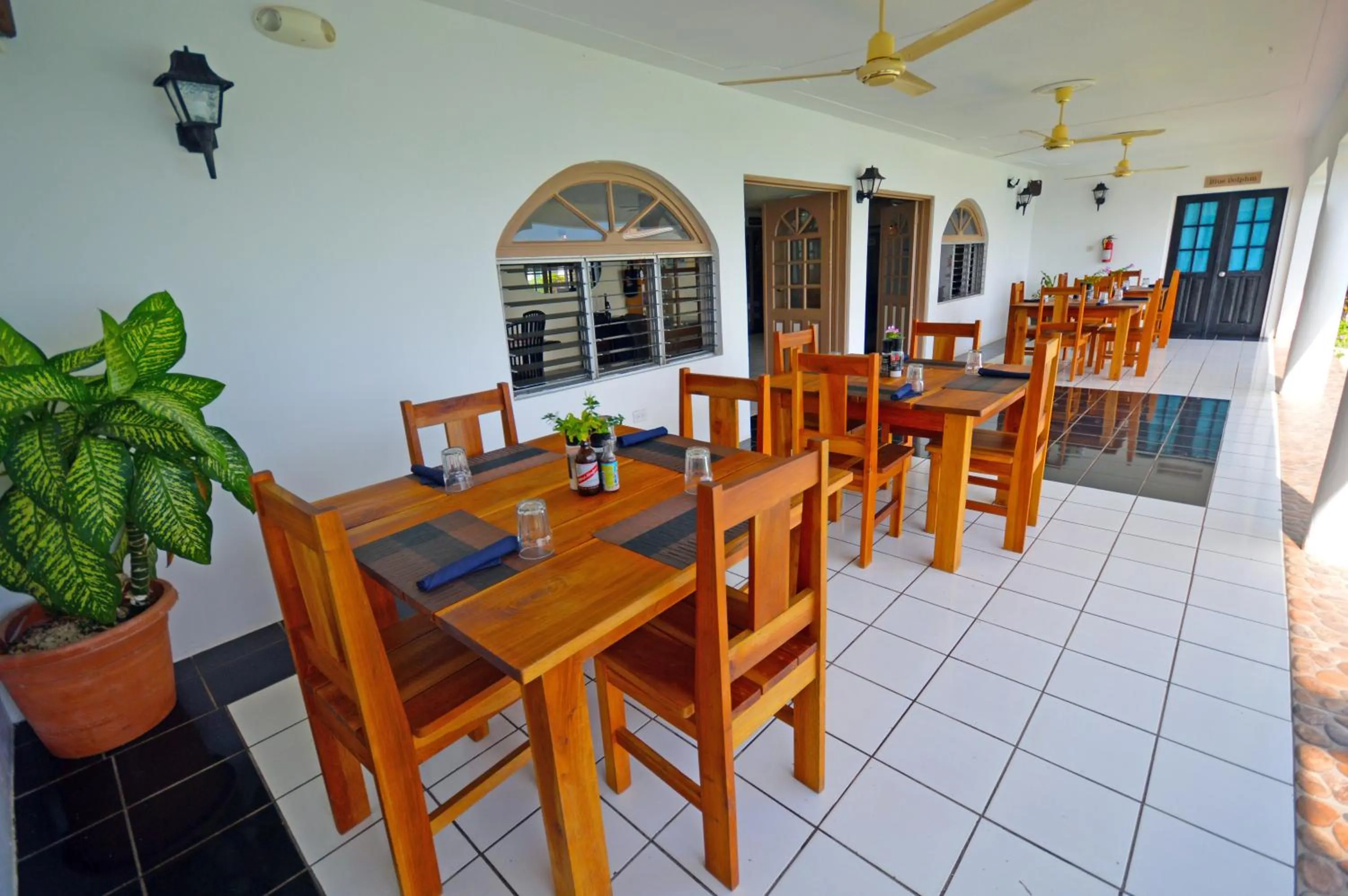 Restaurant/places to eat in Beyond Sunset Resort & Villas