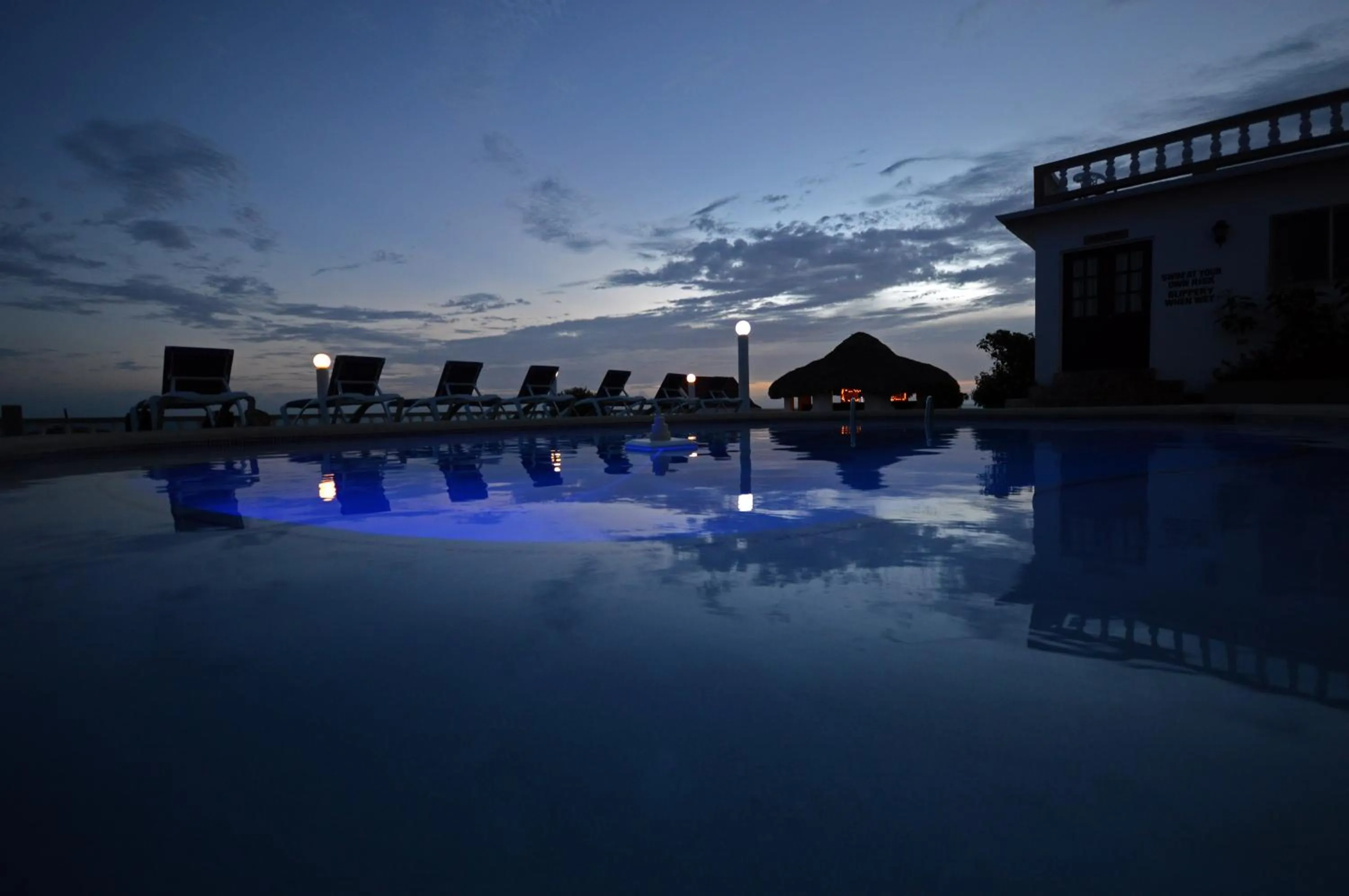 Beyond Sunset Resort & Villas