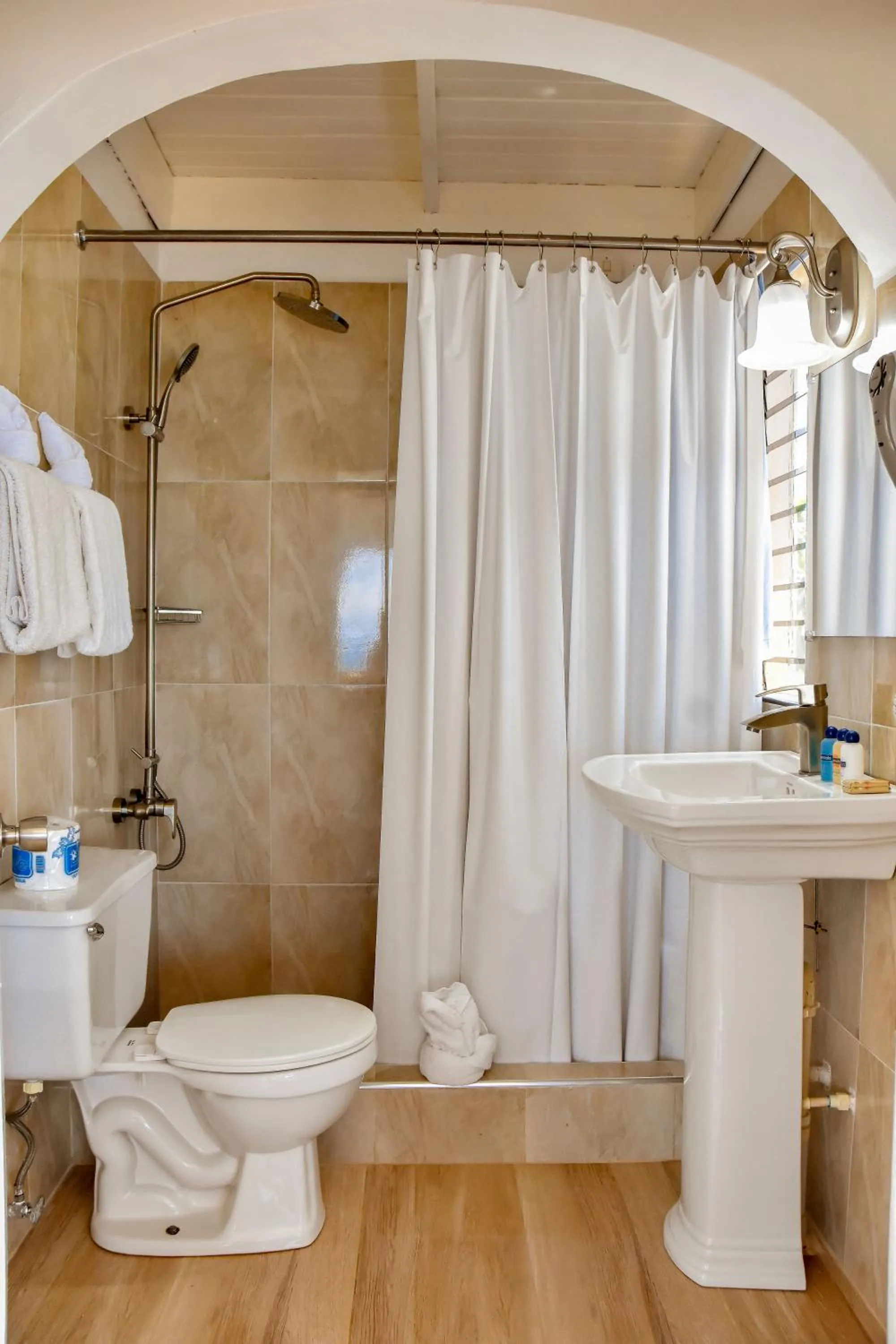 Beyond Sunset Resort & Villas